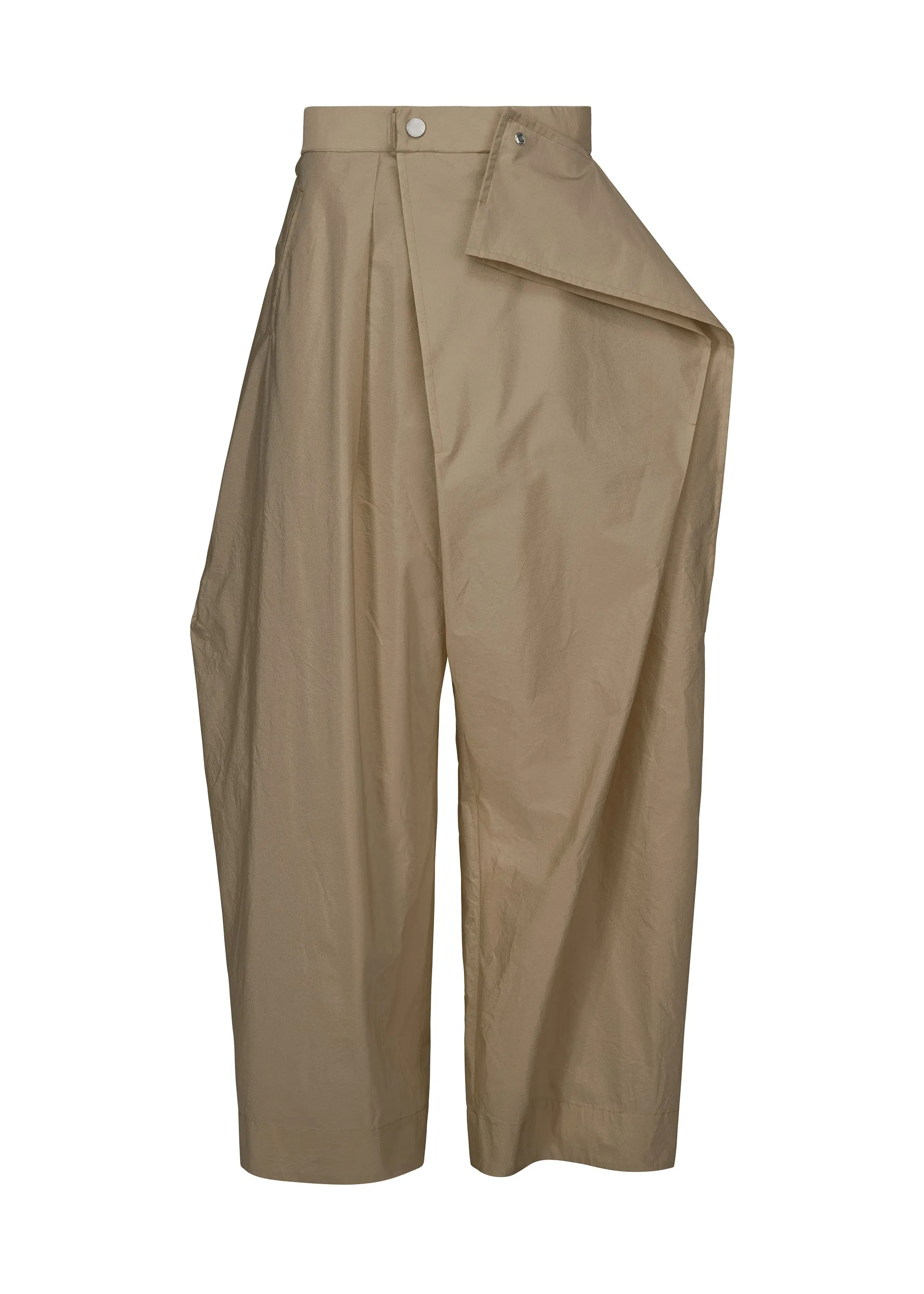 AKIMBO sold by Issey Miyake