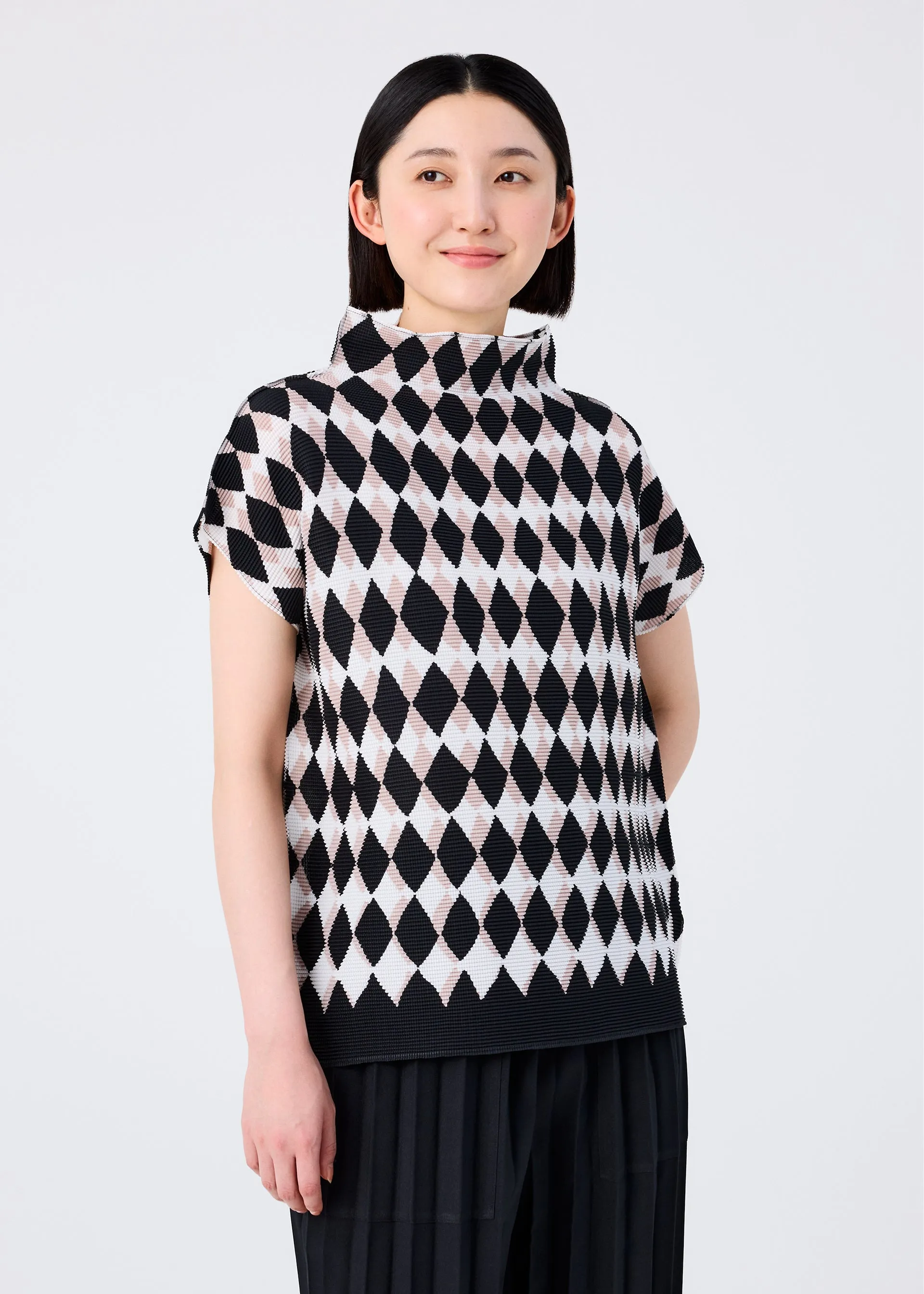 DIAMOND sold by Issey Miyake product image thumbnail 4