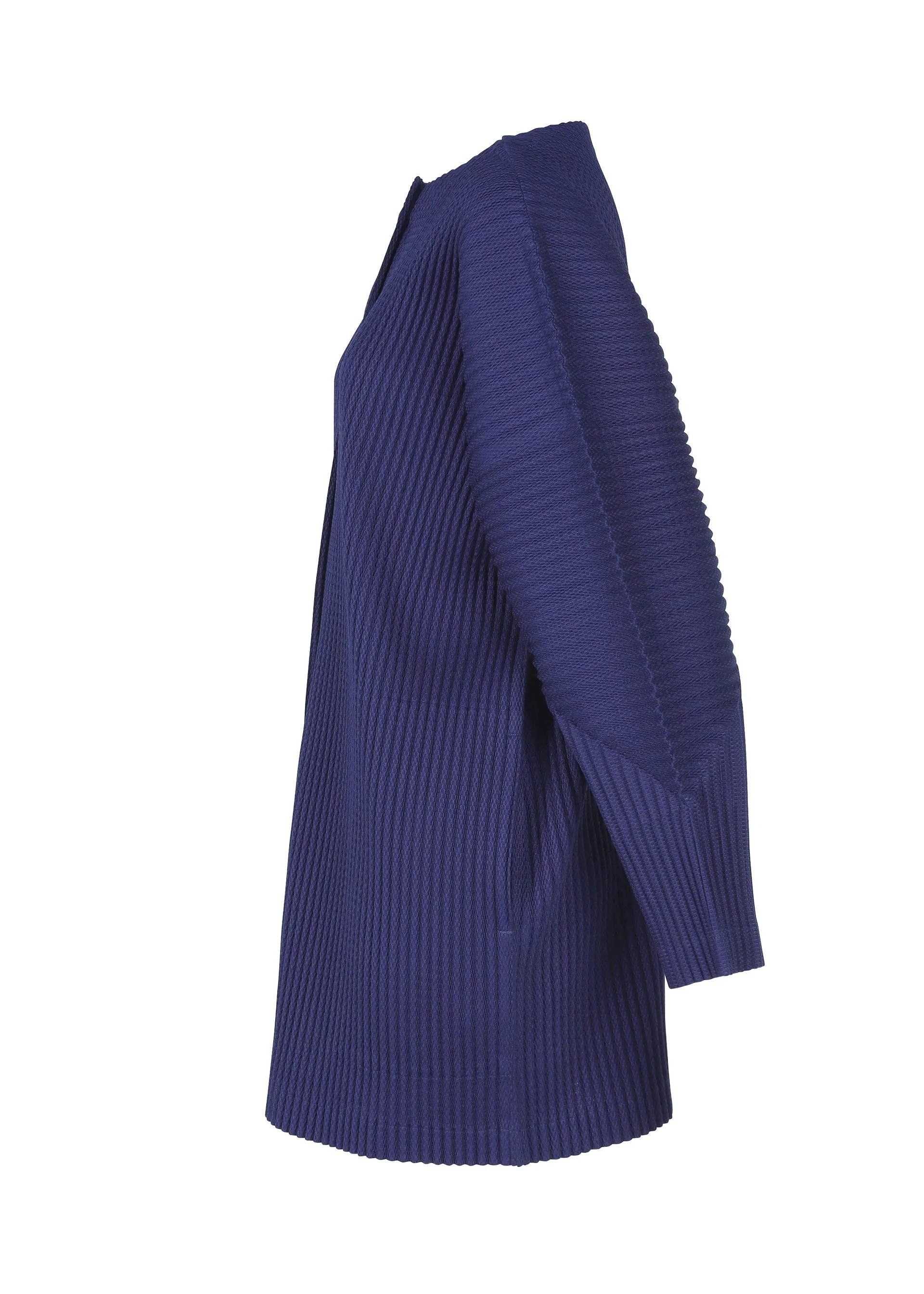 WARM MESH PLEATS sold by Issey Miyake product image thumbnail 5