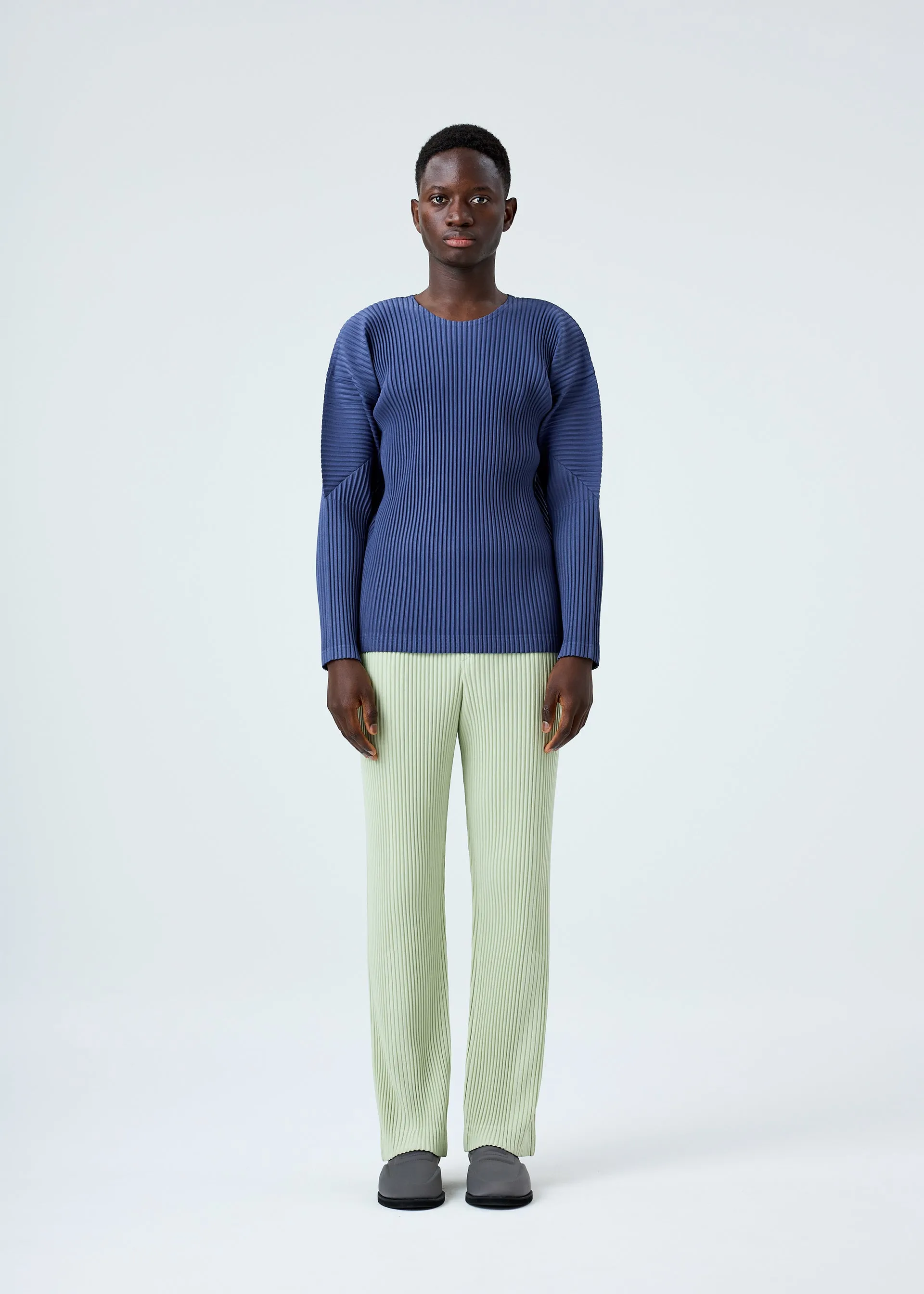 MONTHLY COLOR FEBRUARY sold by Issey Miyake product image thumbnail 4