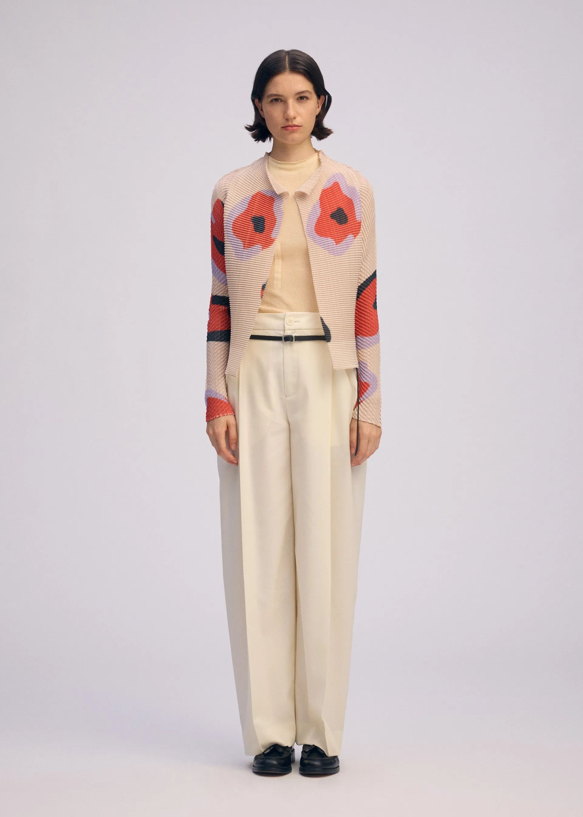 VERVE PLEATS TOP sold by Issey Miyake product image thumbnail 5