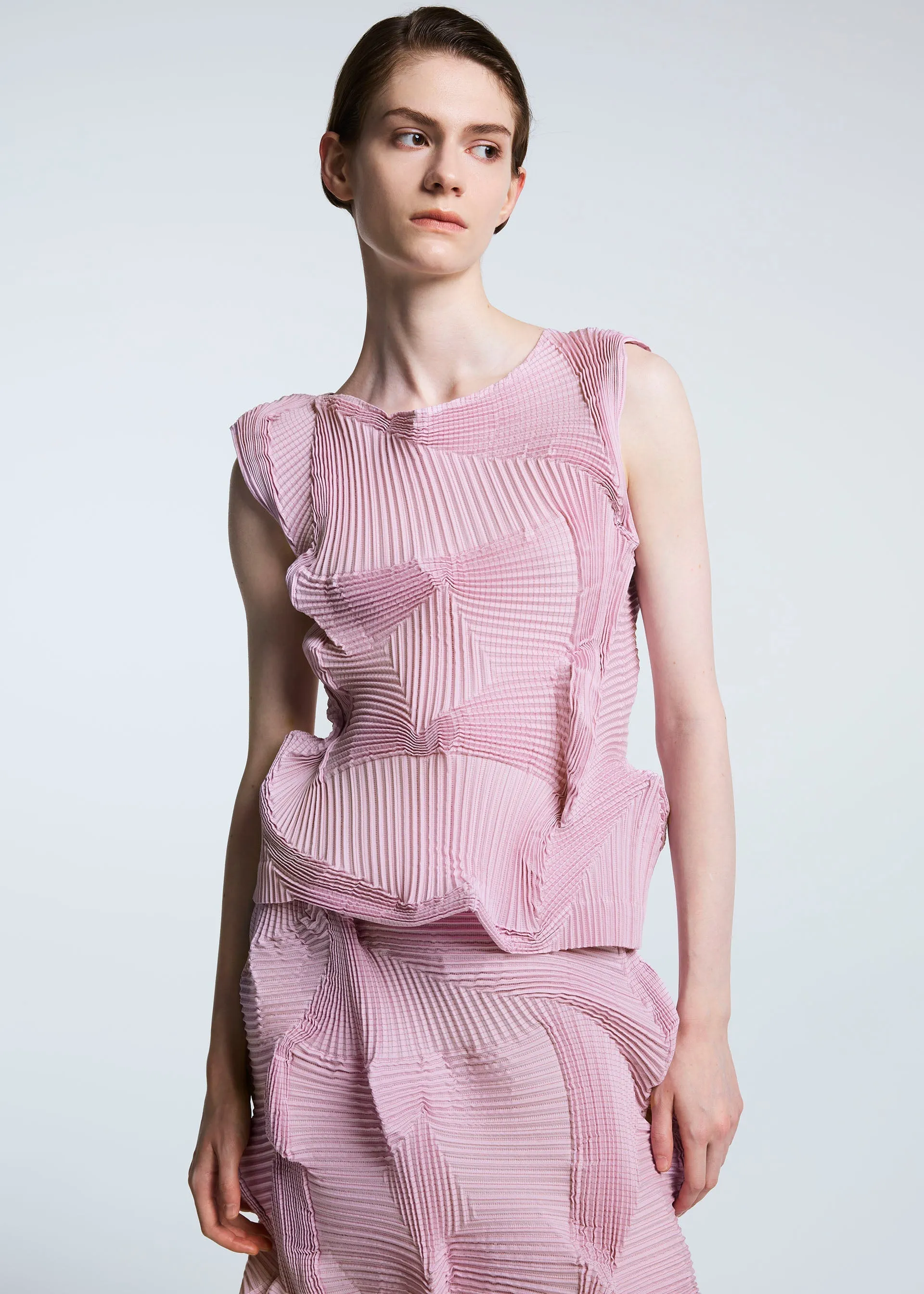 TYPE-O 003 BK sold by Issey Miyake product image thumbnail 3