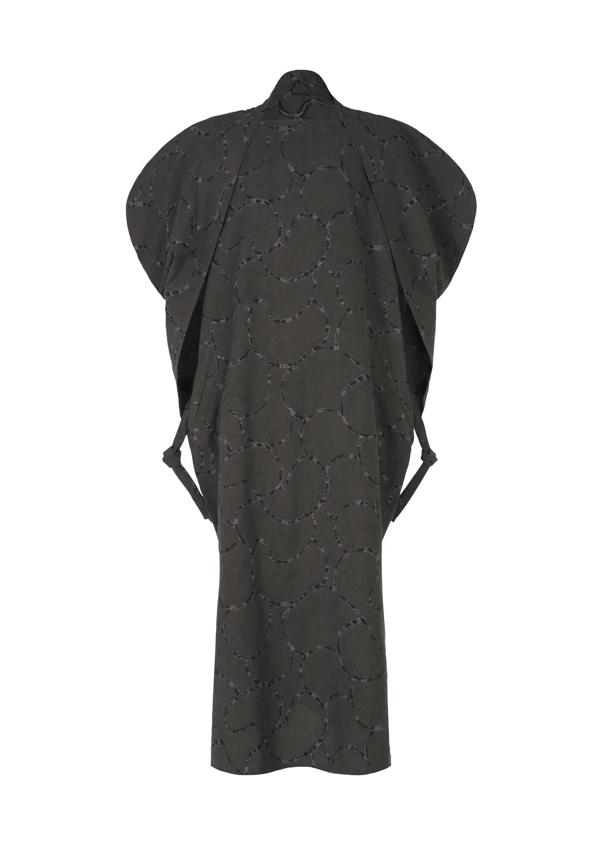 VASE JACQUARD SHIRT sold by Issey Miyake