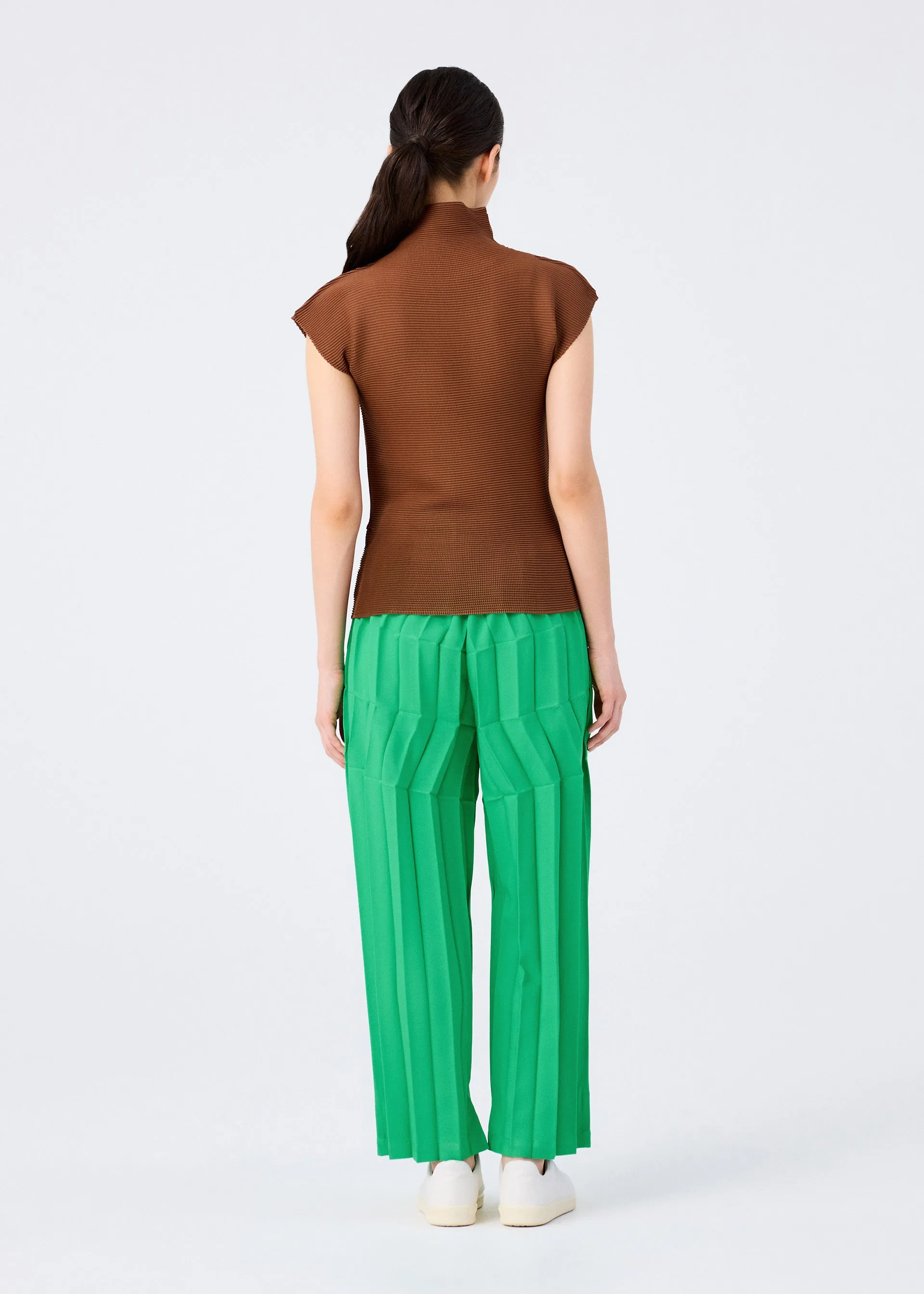 ZIG ZAG PLEATS sold by Issey Miyake product image thumbnail 5