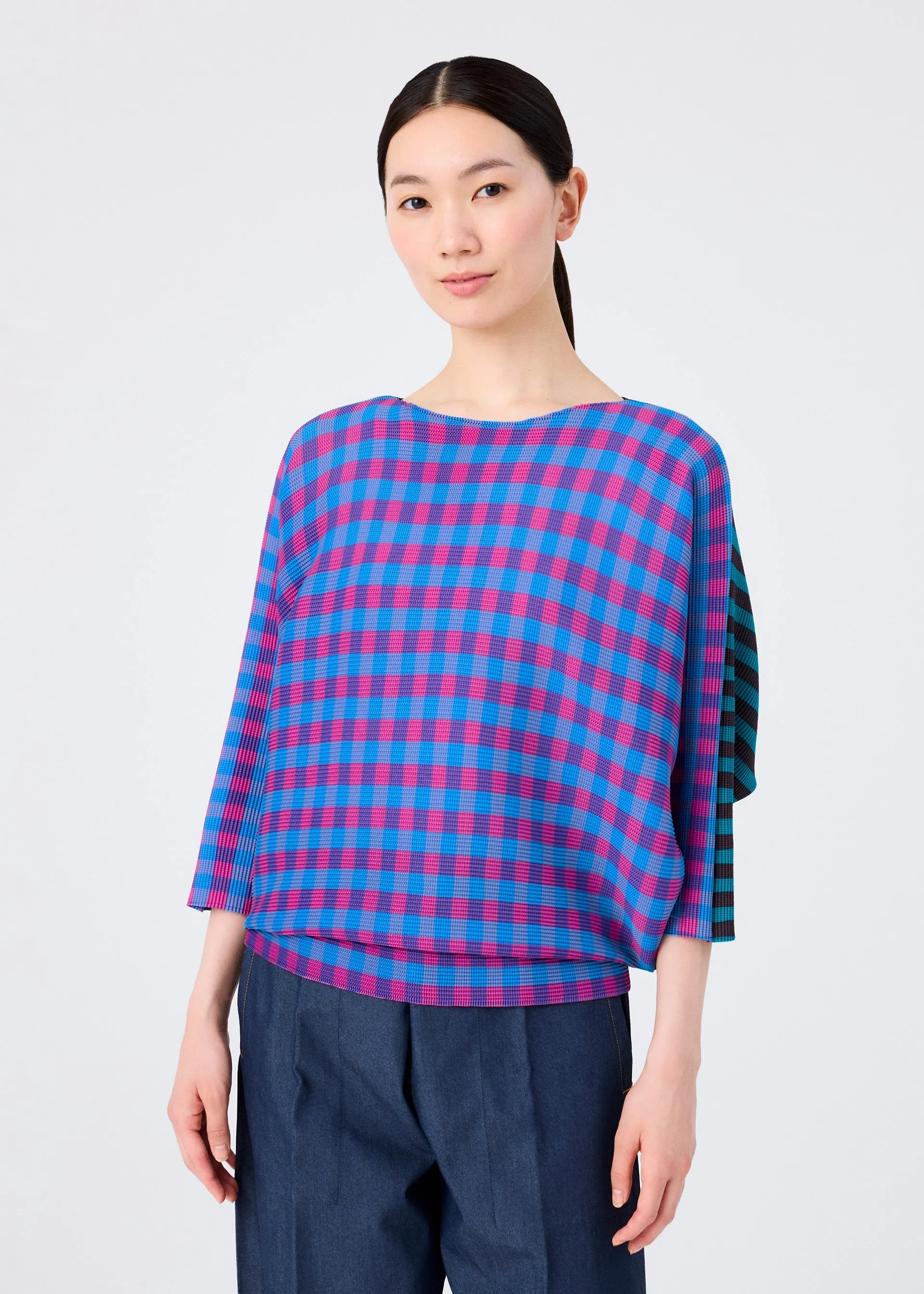 MAGIC STRIPE sold by Issey Miyake product image thumbnail 5