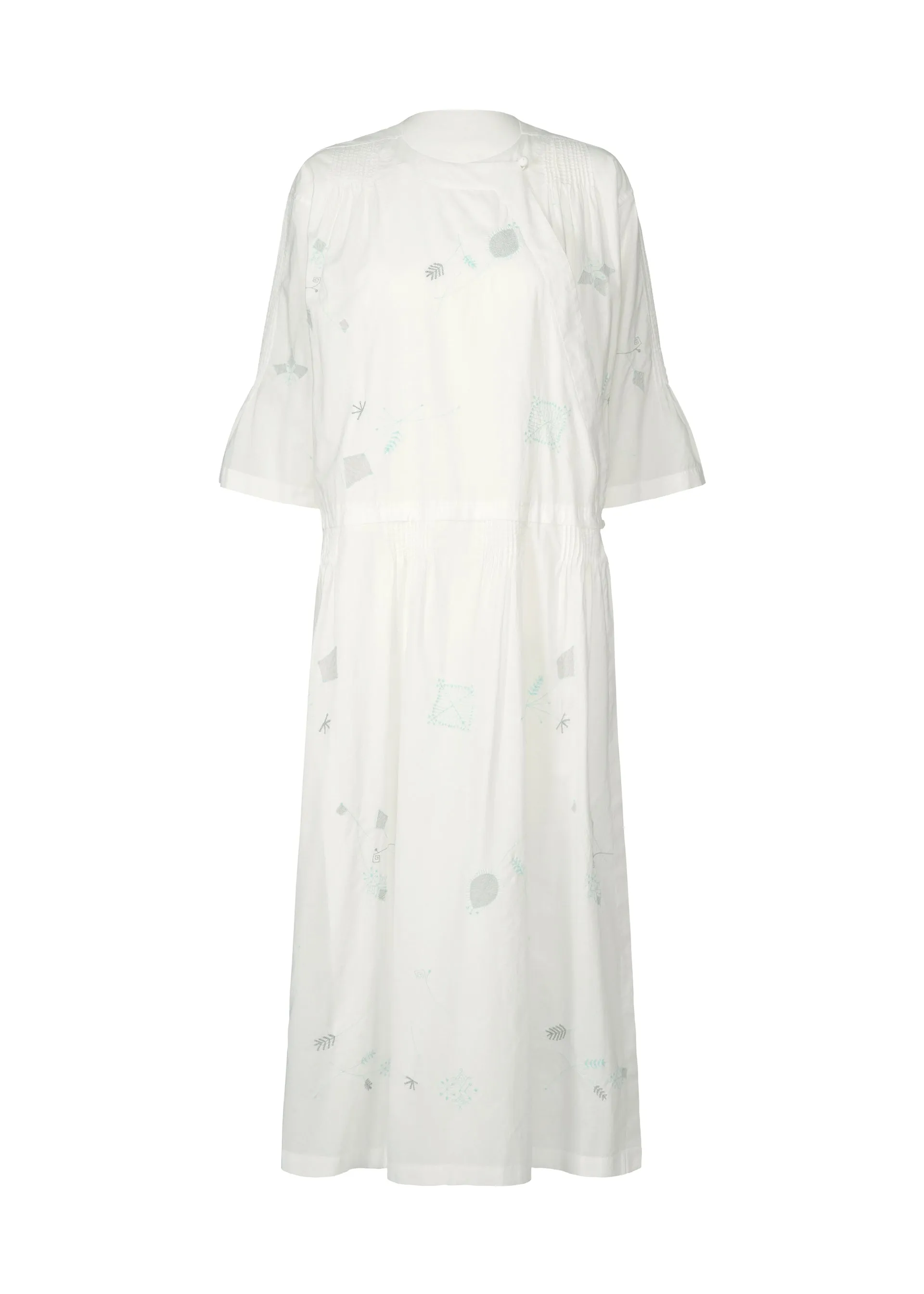 DAMI LEAVES sold by Issey Miyake