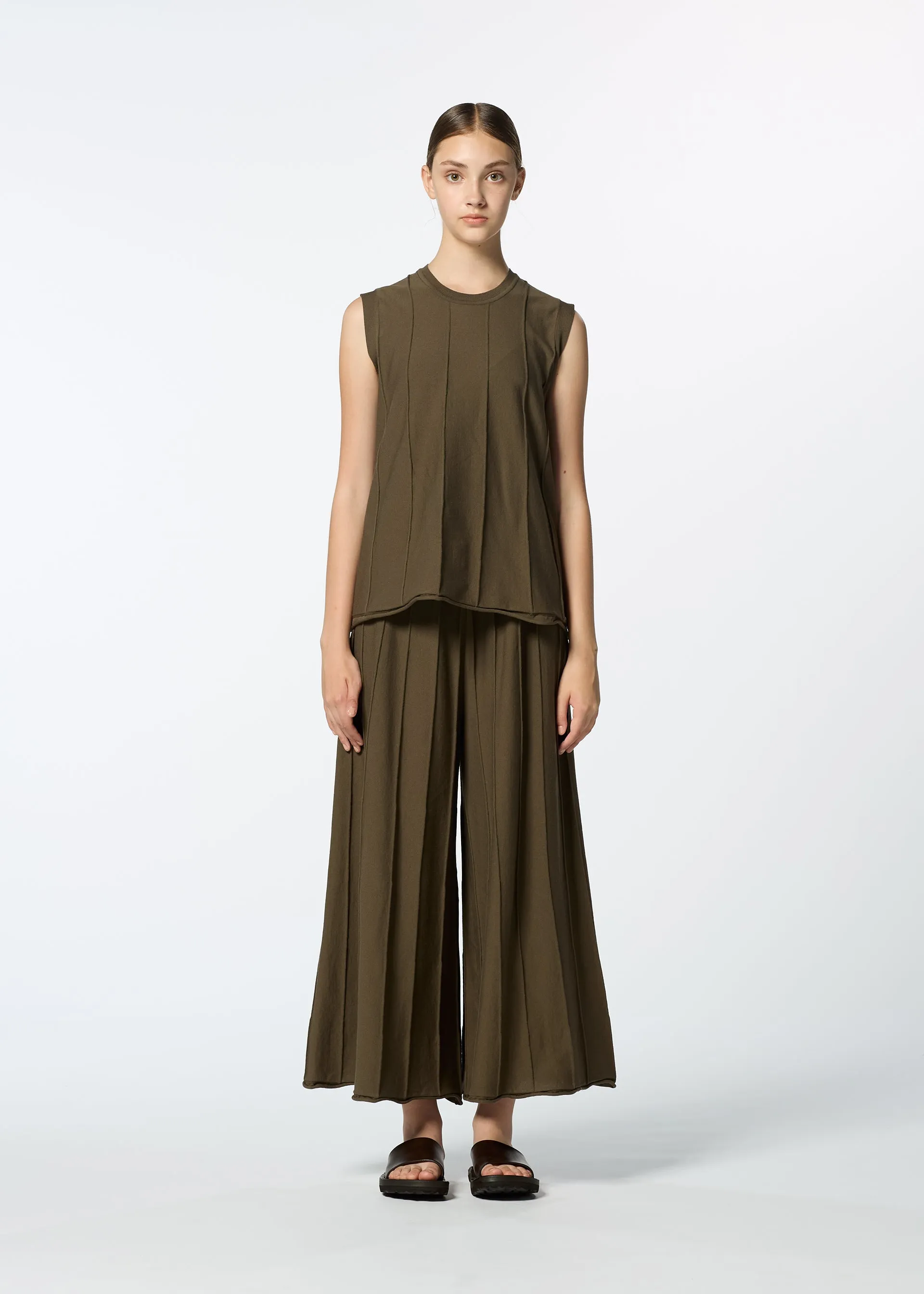 RADIAL LINE KNIT sold by Issey Miyake product image thumbnail 5