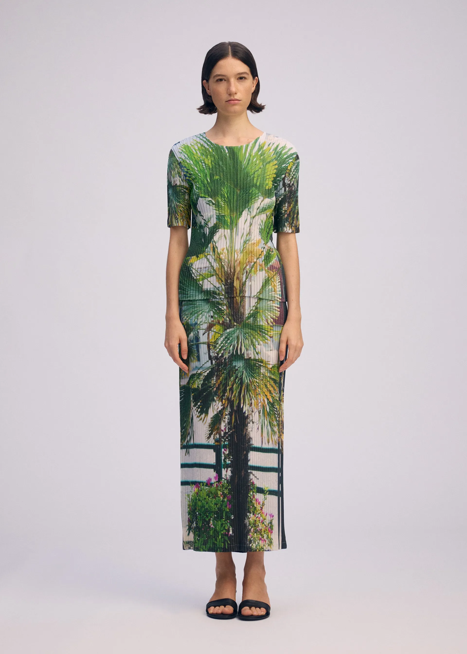 URBAN JUNGLE PLEATS sold by Issey Miyake product image thumbnail 5