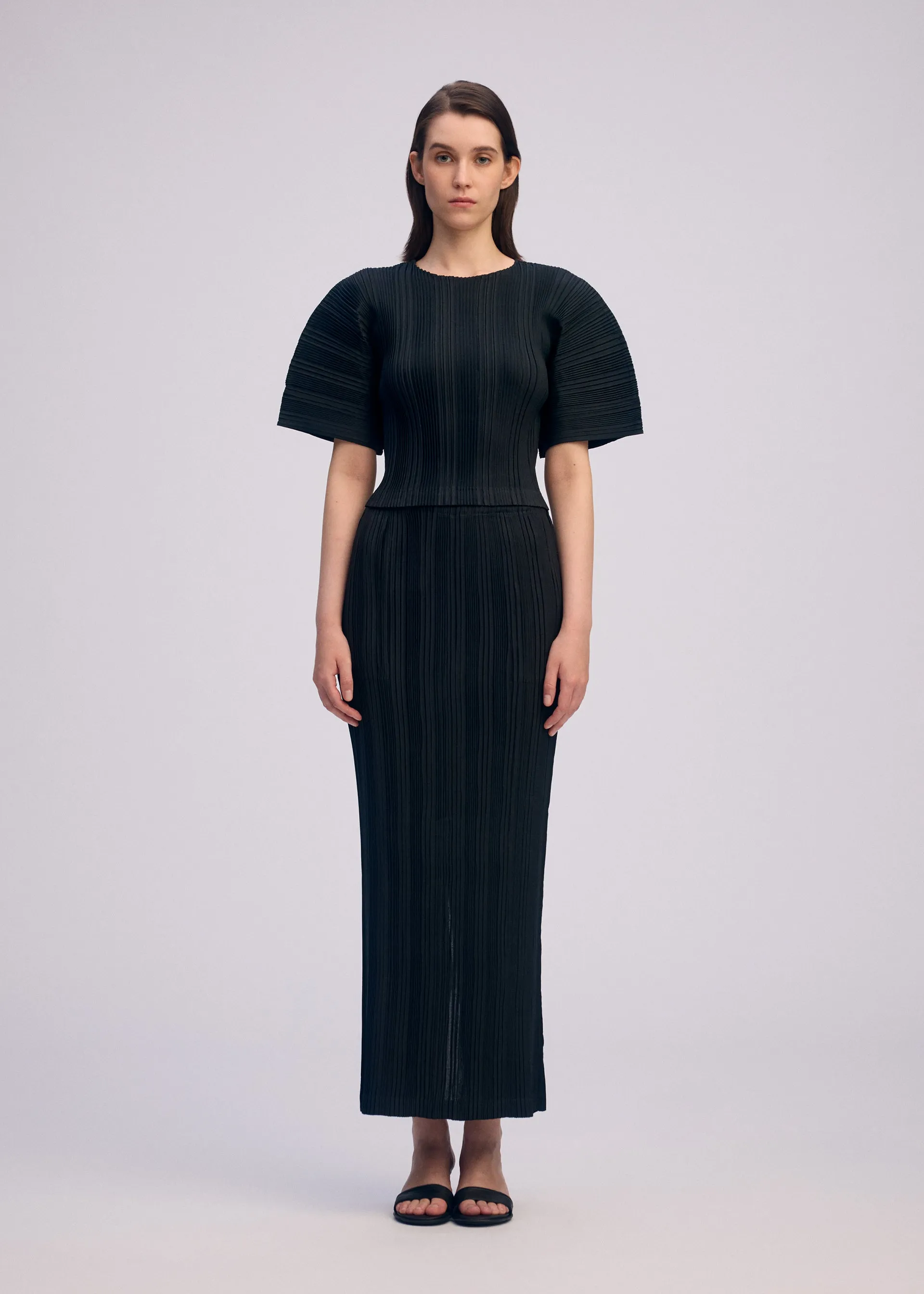 LINEN LIKE RIB PLEATS sold by Issey Miyake product image thumbnail 5