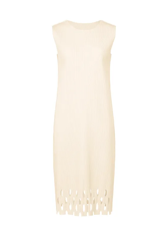 APERTURE PLEATS made by Issey Miyake