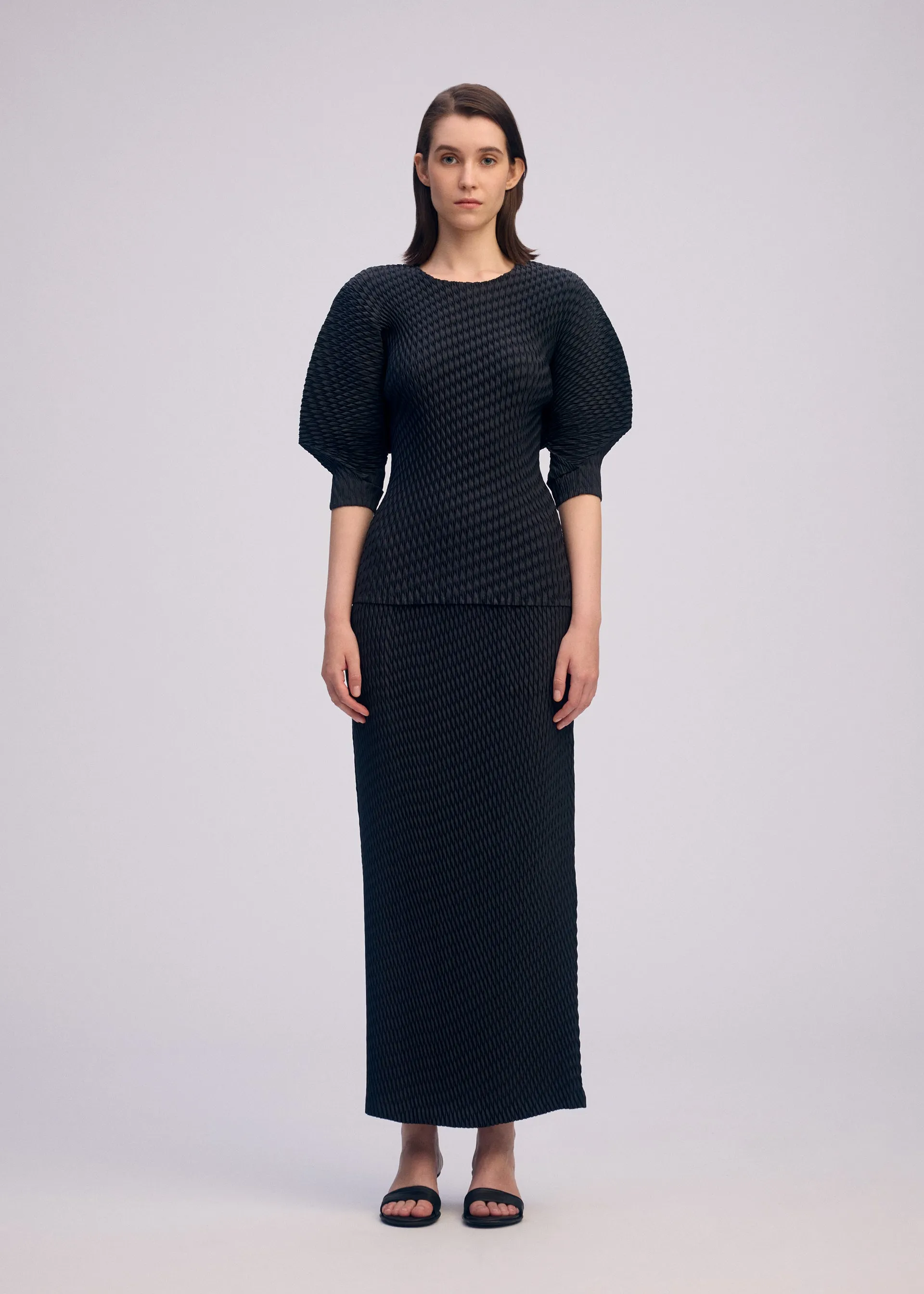 SLEEK PLEATS sold by Issey Miyake product image thumbnail 5