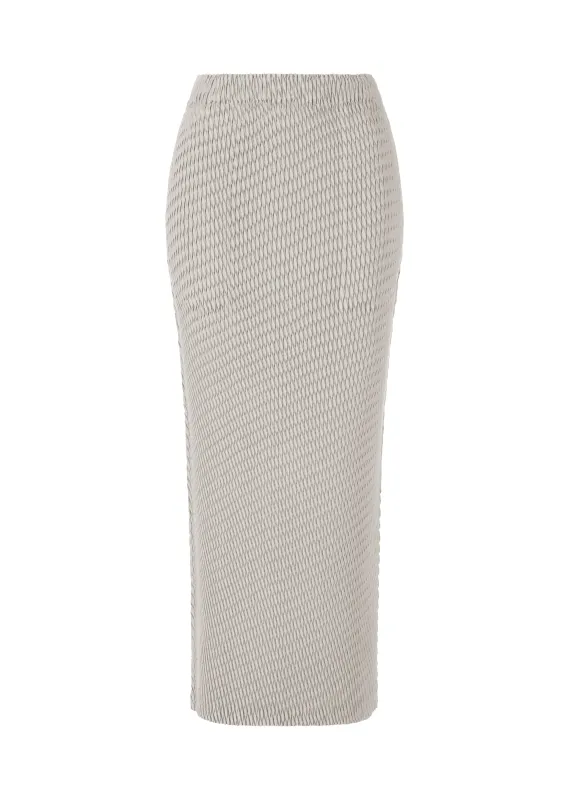 SLEEK PLEATS made by Issey Miyake