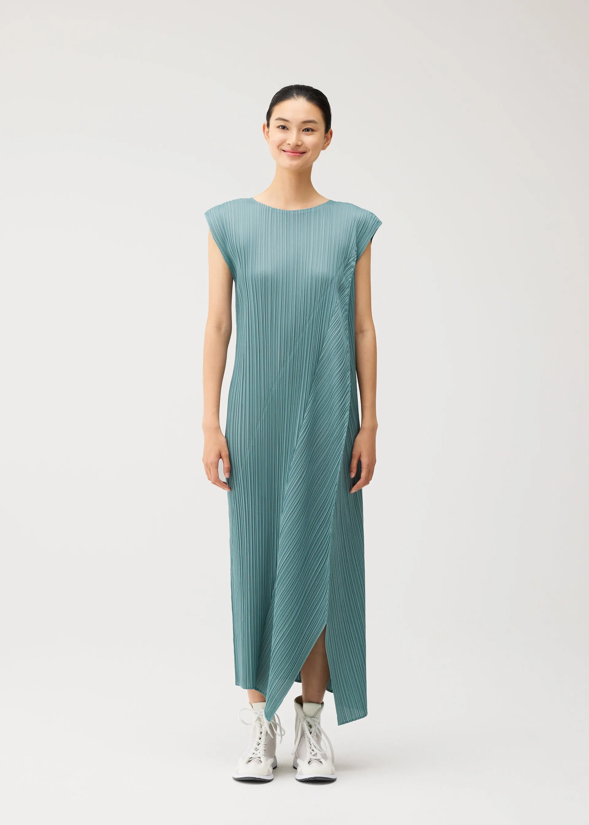 FOLD sold by Issey Miyake product image thumbnail 5