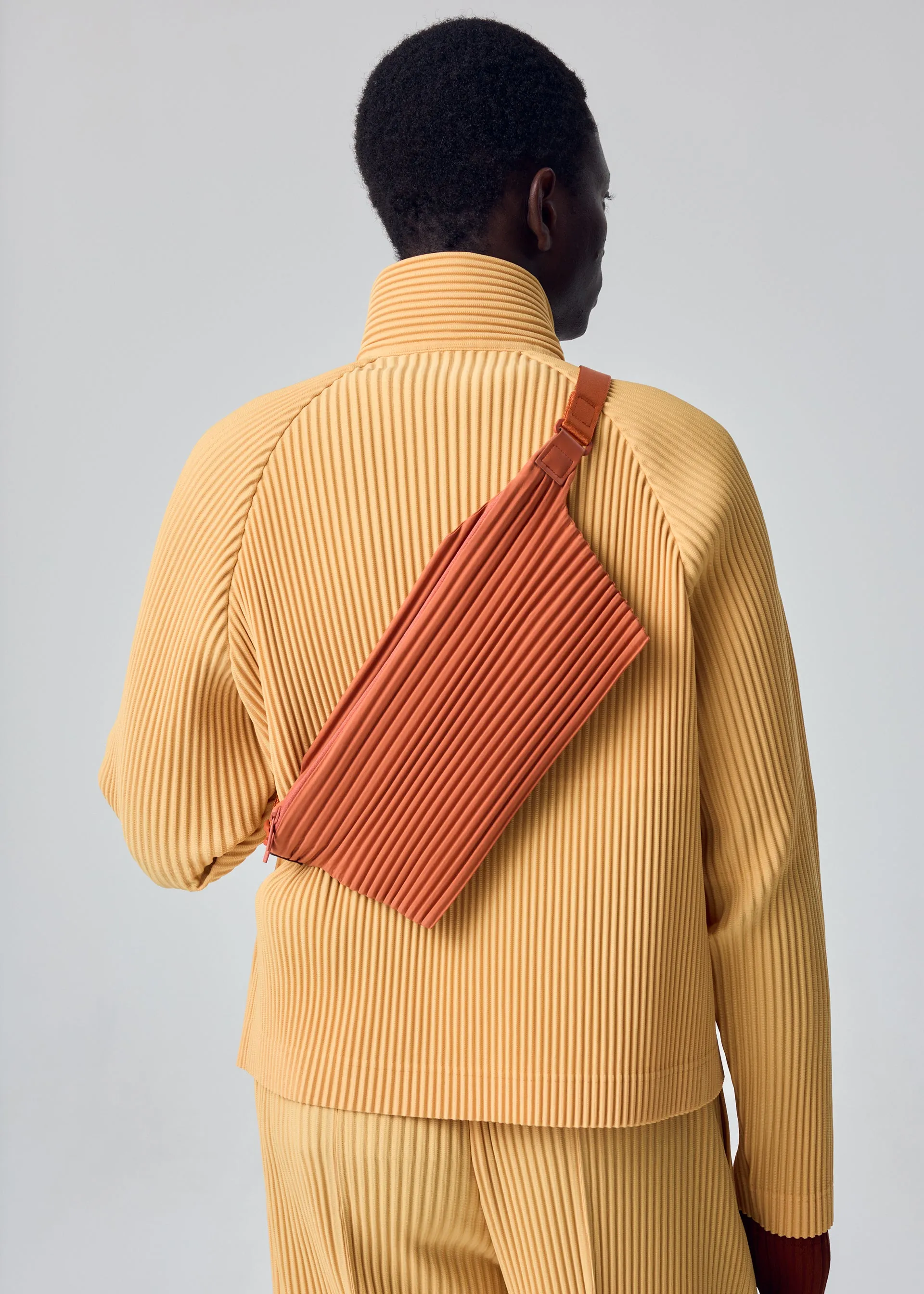 PLEATS SLIM BAG sold by Issey Miyake product image thumbnail 5