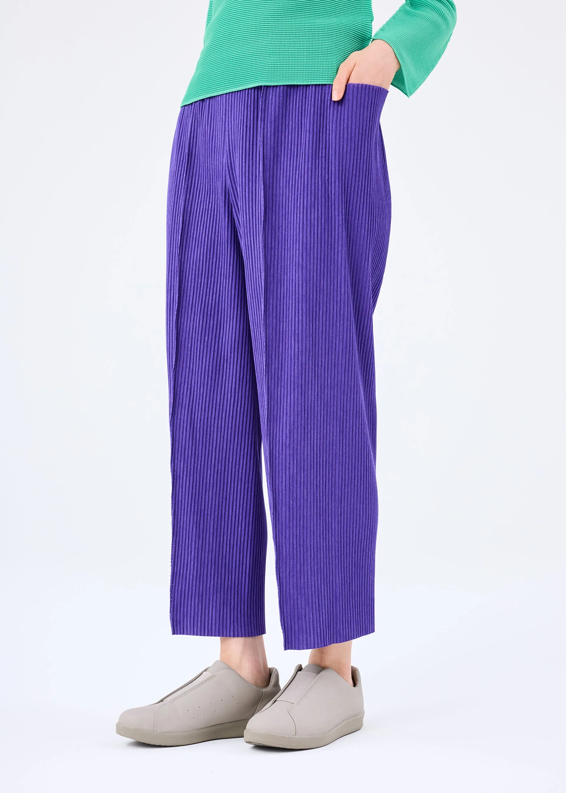 MIX FINE KNIT PLEATS BOTTOMS sold by Issey Miyake product image thumbnail 5