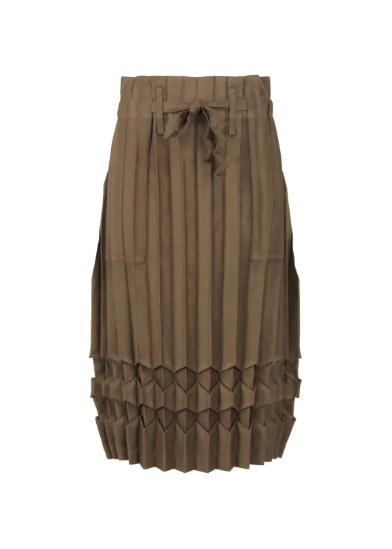 CUBE PLEATS BOTTOMS made by Issey Miyake