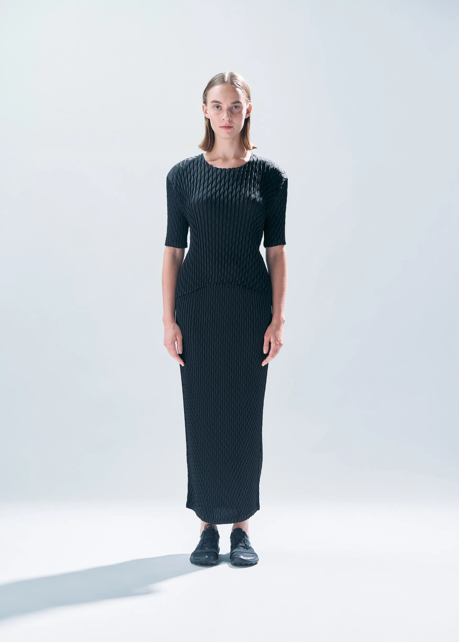 DIFFUSED PLEATS TOP sold by Issey Miyake product image thumbnail 2