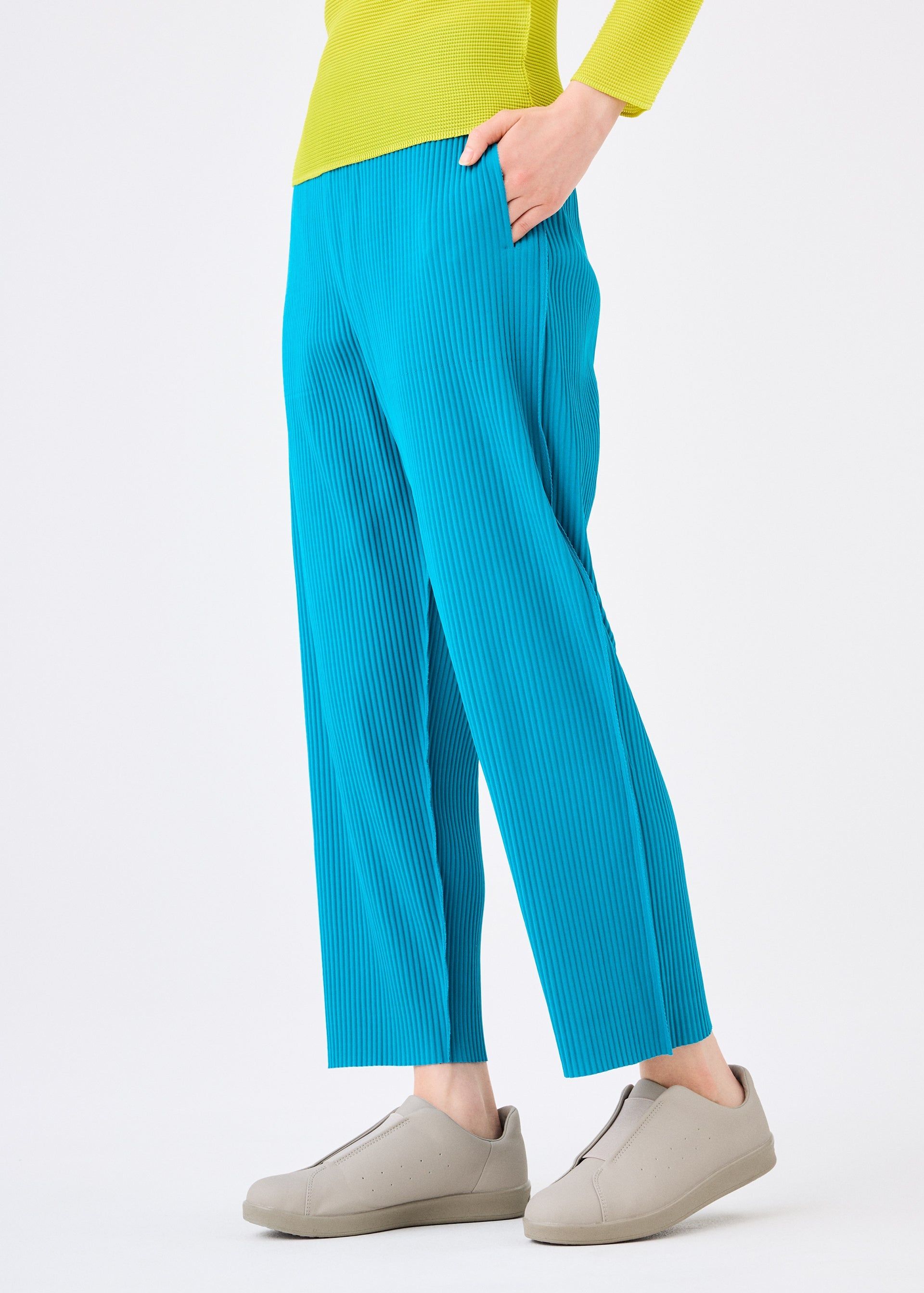 FINE KNIT PLEATS COLOR 2 PANTS sold by Issey Miyake product image thumbnail 4