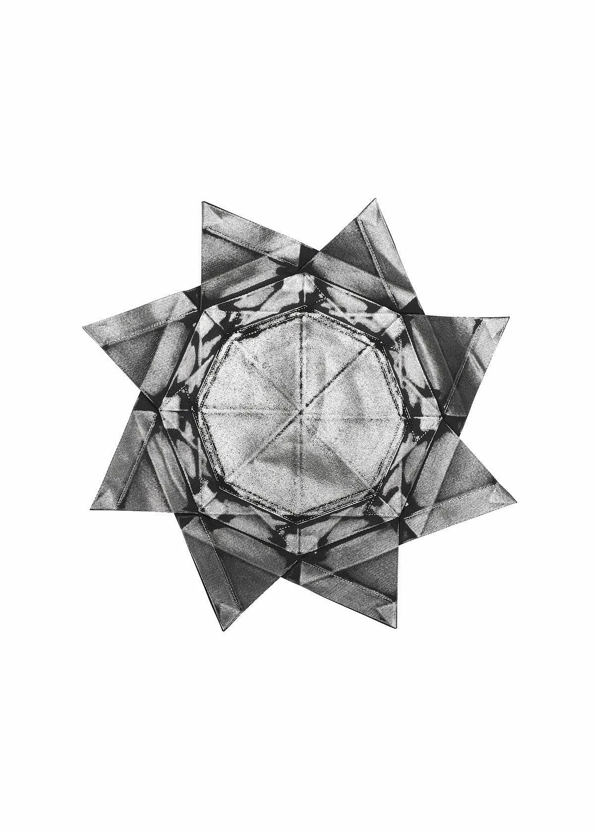 132 5. STANDARD BAG 9 sold by Issey Miyake product image thumbnail 3