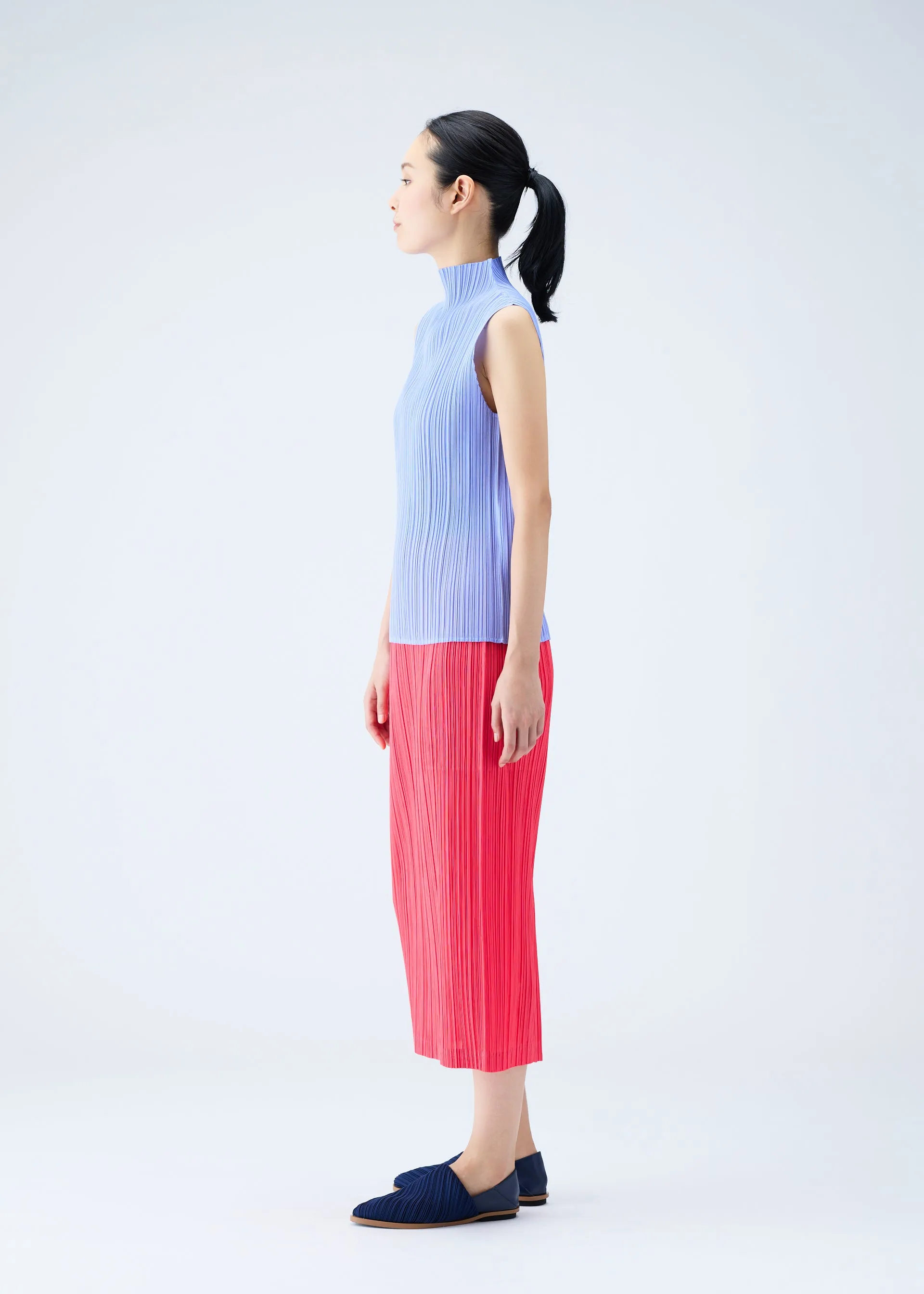 THICKER BOTTOMS 1 SKIRT sold by Issey Miyake product image thumbnail 5