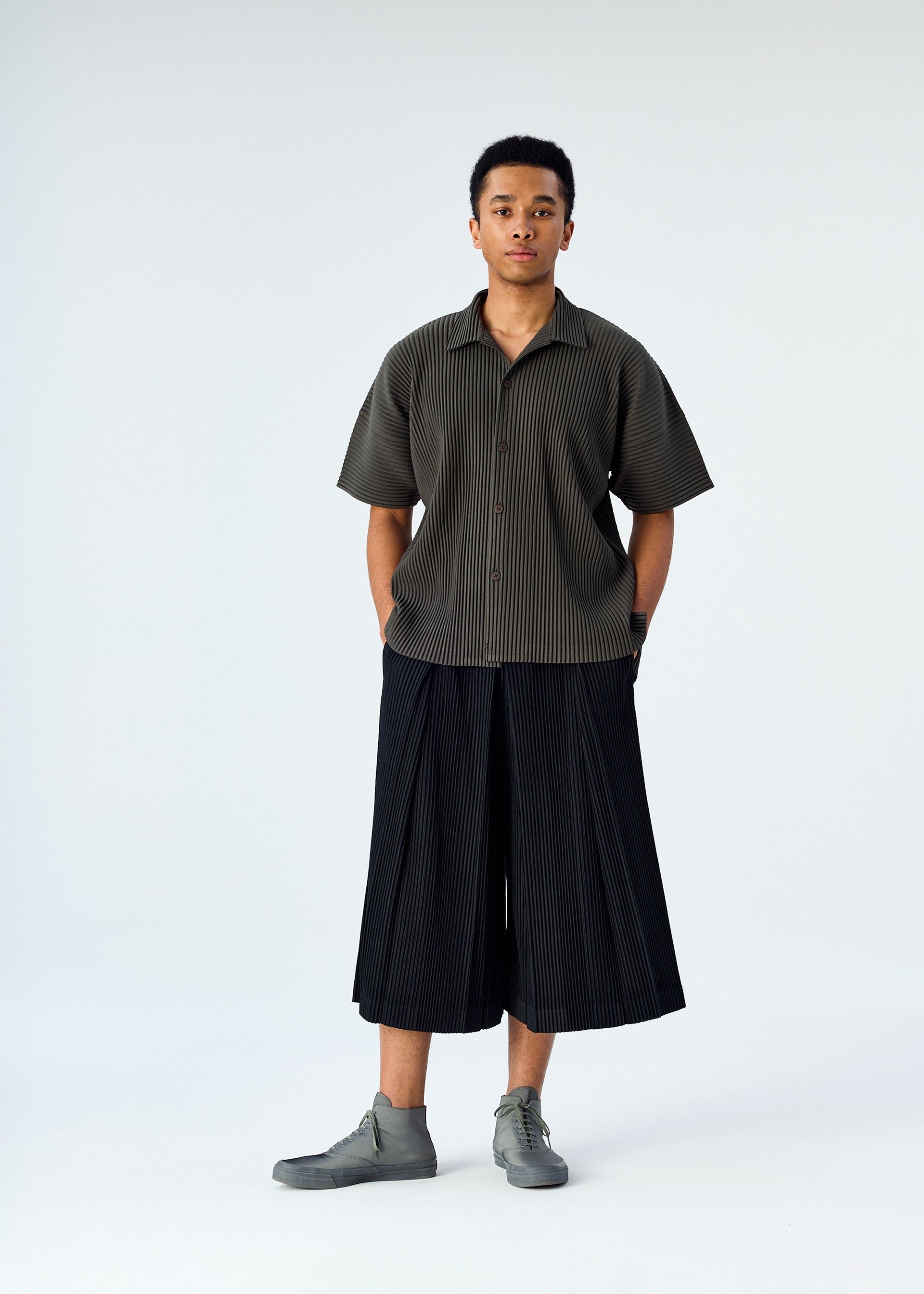 PLEATS BOTTOMS 1 PANTS sold by Issey Miyake product image thumbnail 5