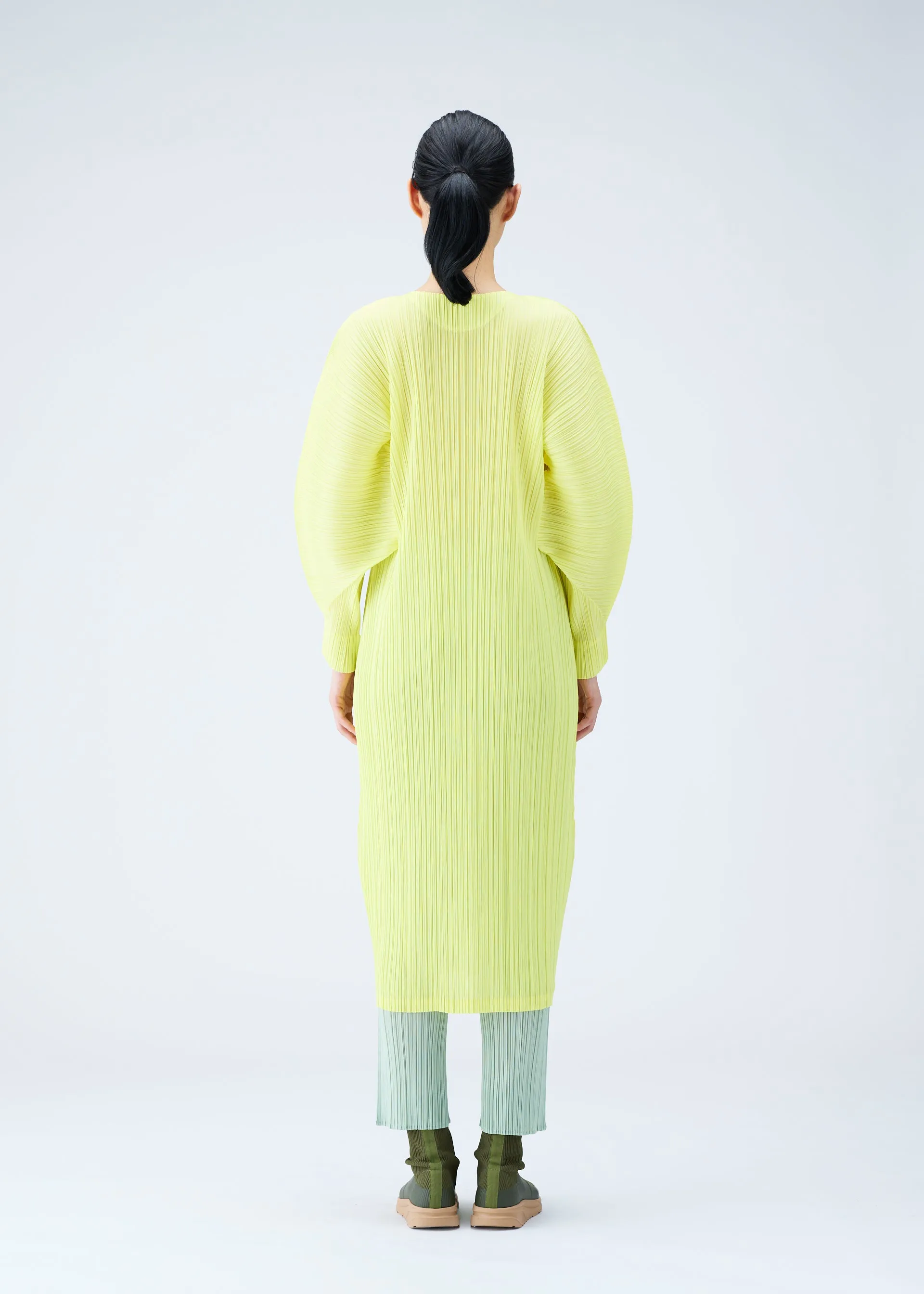 MONTHLY COLORS : NOVEMBER DRESS sold by Issey Miyake product image thumbnail 4