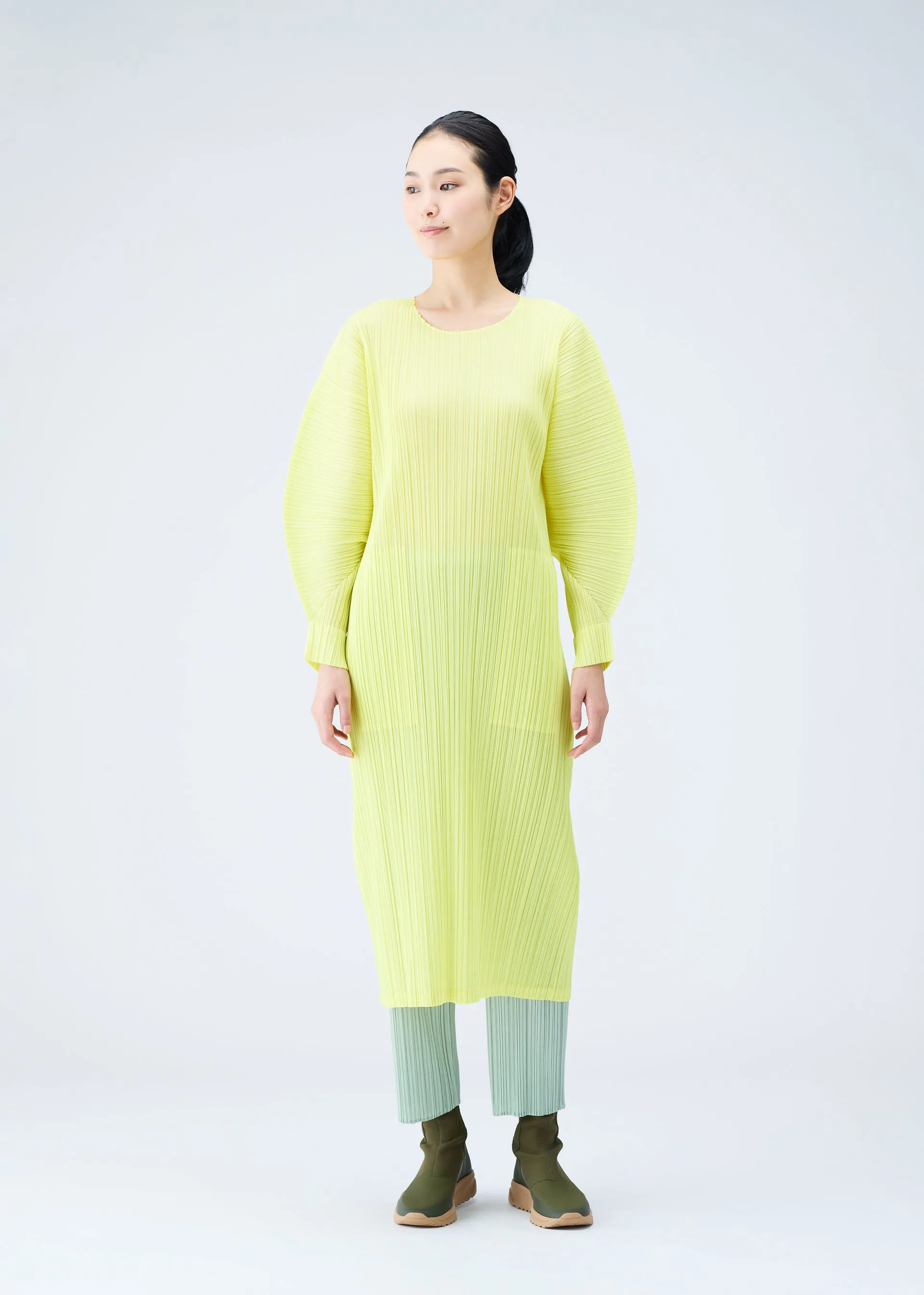 MONTHLY COLORS : NOVEMBER DRESS sold by Issey Miyake product image thumbnail 2