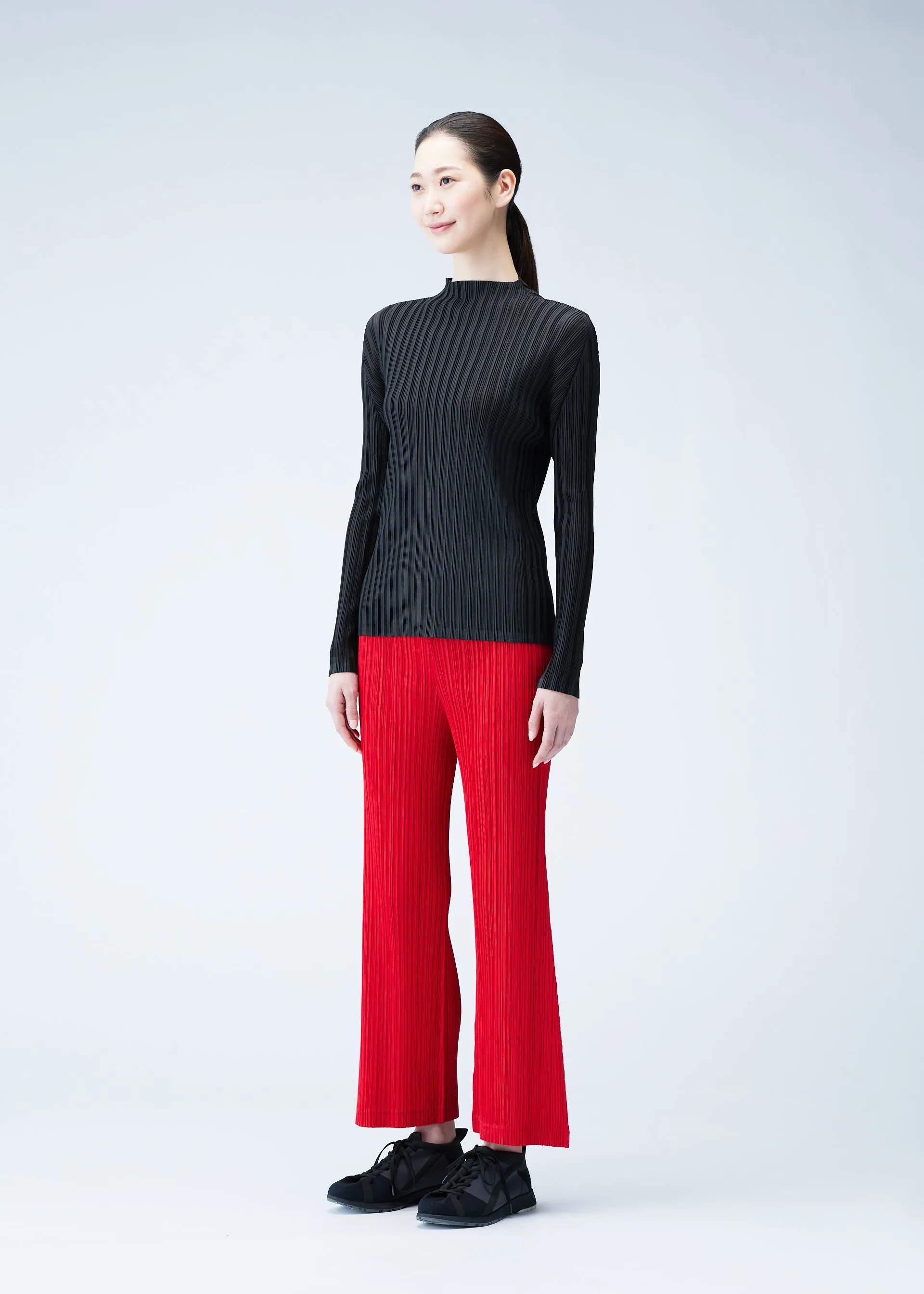 RIB PLEATS JANUARY sold by Issey Miyake product image thumbnail 3