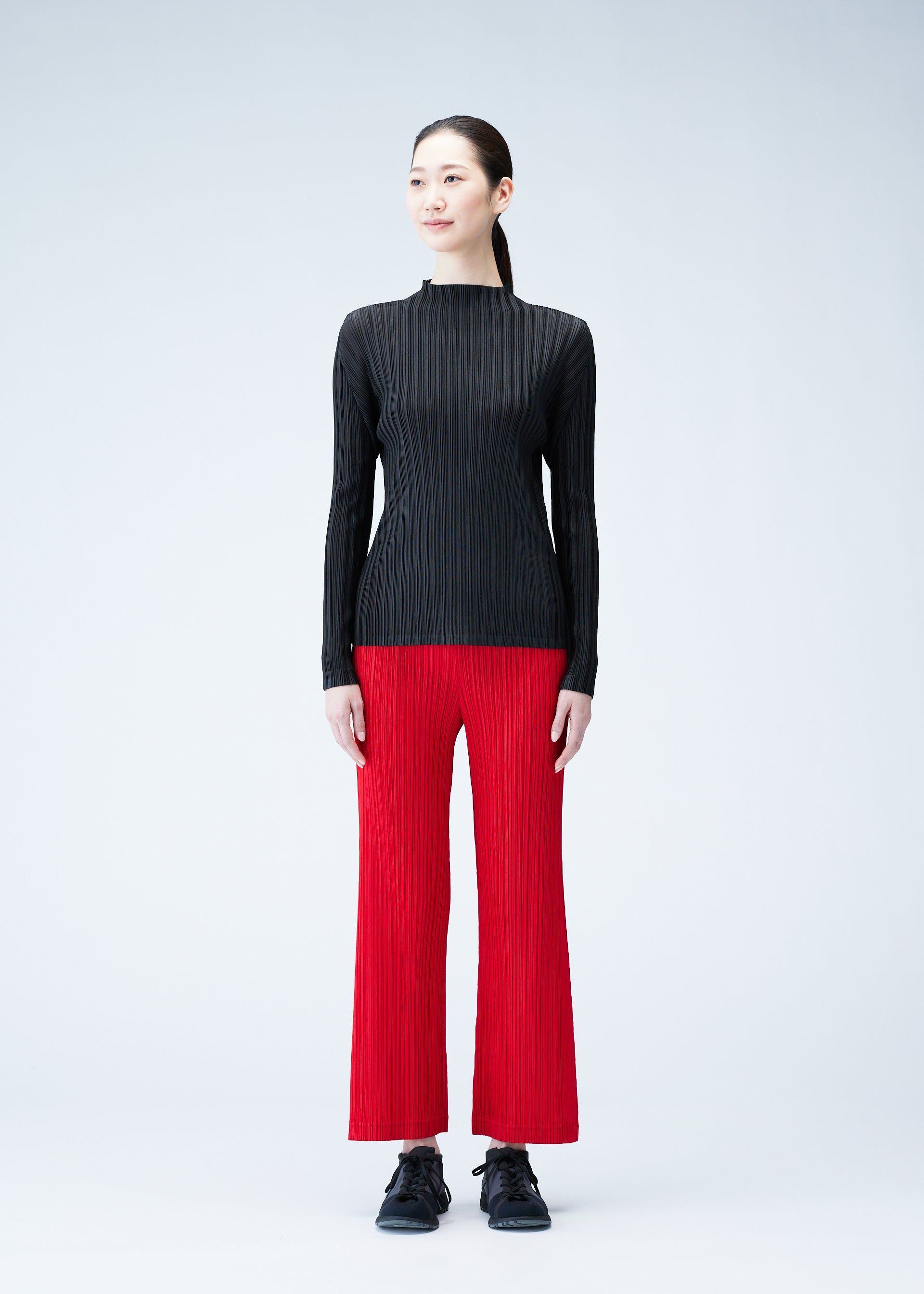 RIB PLEATS JANUARY TOP sold by Issey Miyake product image thumbnail 2
