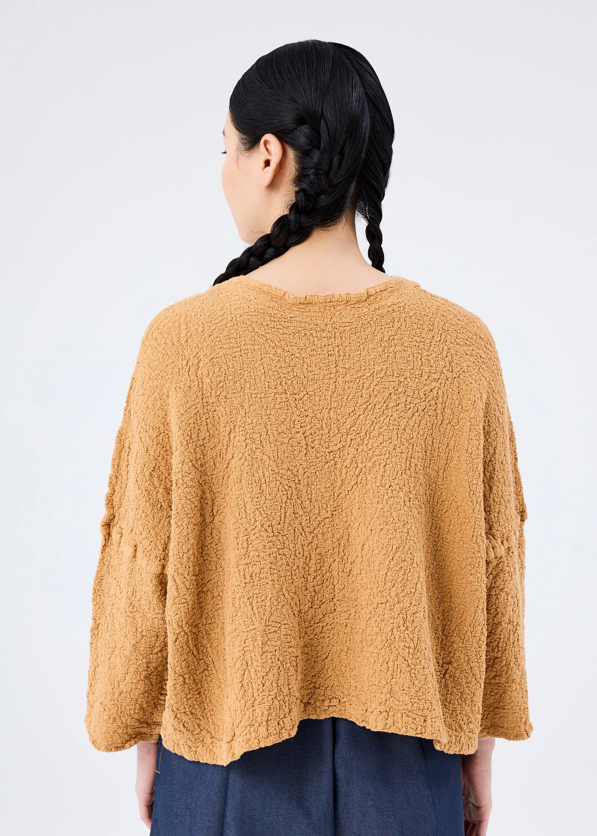 ANIMAL PATTERN PRINT CAULIFLOWER TOP sold by Issey Miyake product image thumbnail 5