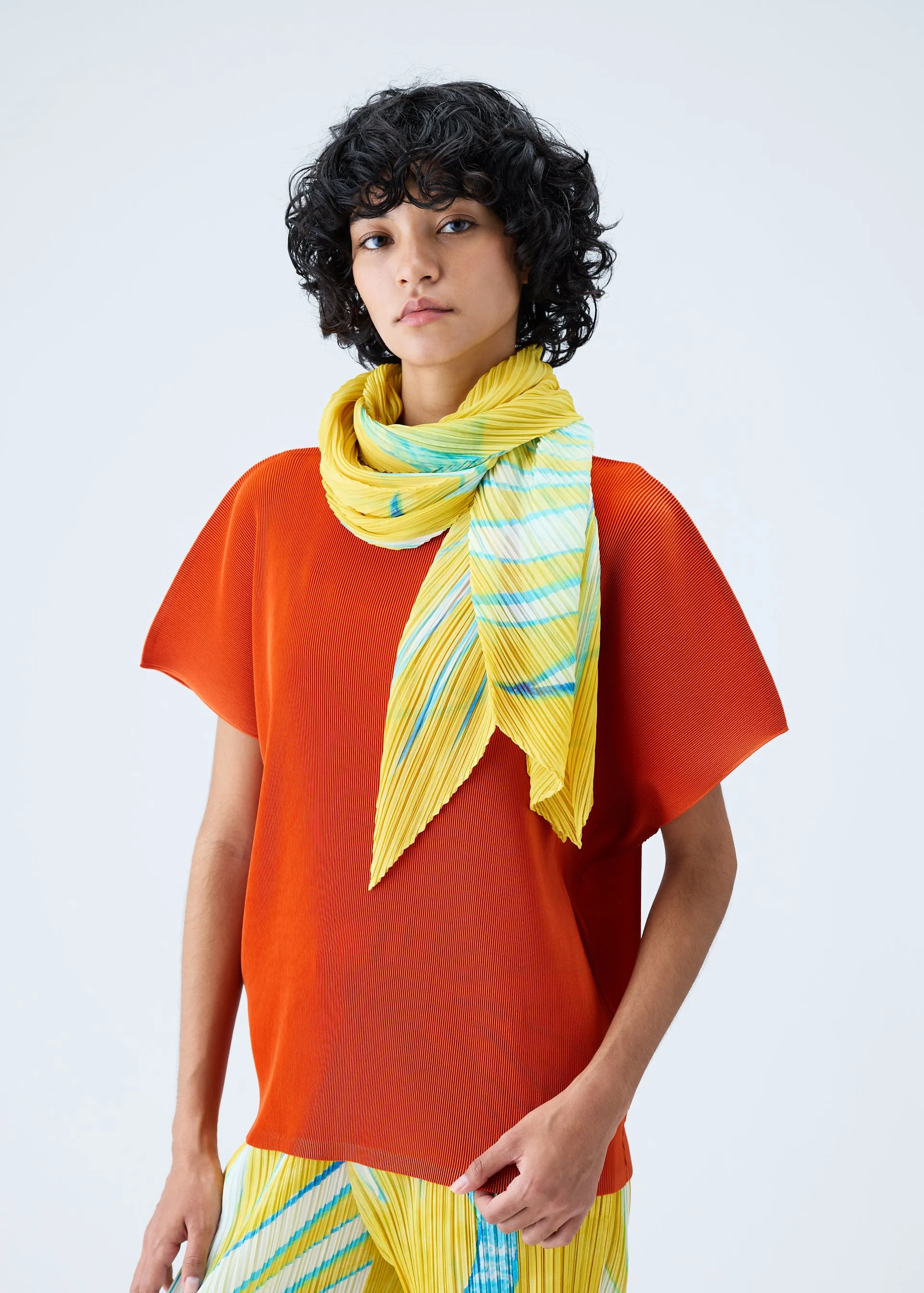 ICE DESERT SCARF sold by Issey Miyake product image thumbnail 4