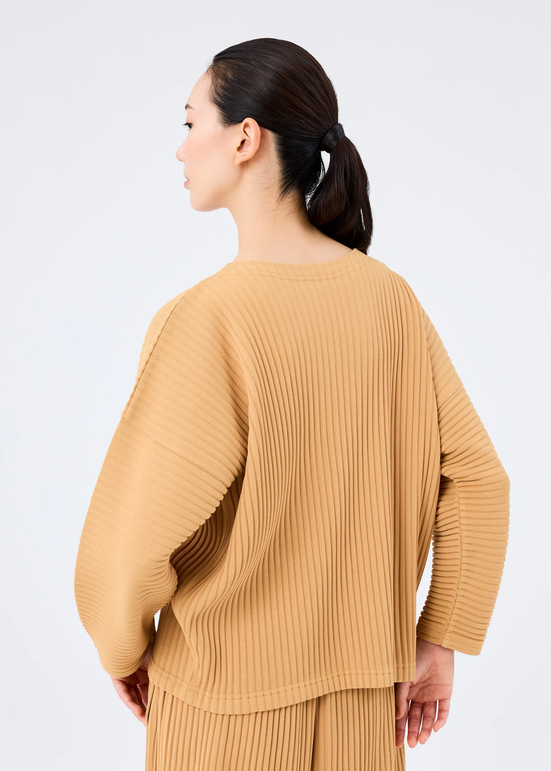 SWEATS PLEATS TOP sold by Issey Miyake product image thumbnail 4