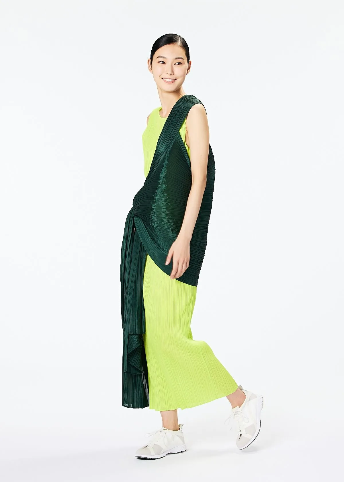 COLORFUL MADAME-T STOLE sold by Issey Miyake product image thumbnail 3