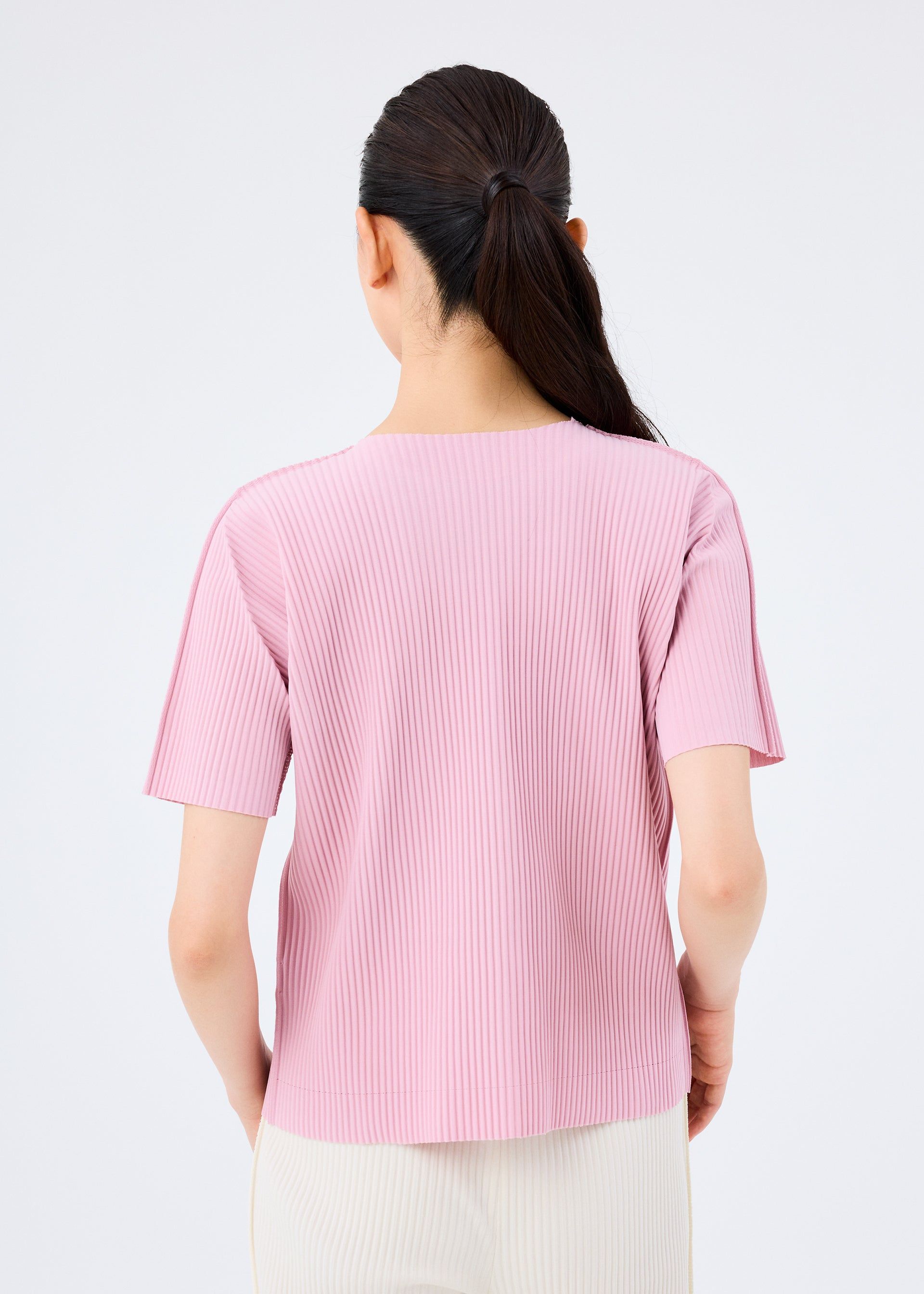FINE KNIT PLEATS COLOR 2 TOP sold by Issey Miyake product image thumbnail 4