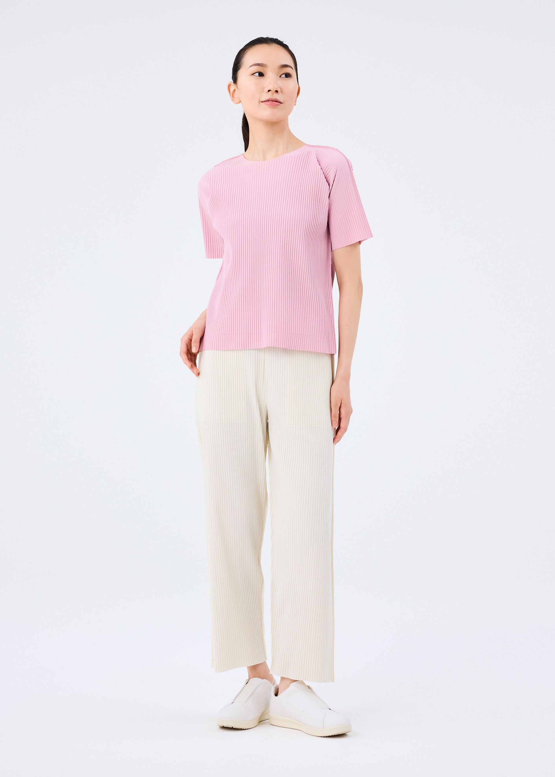 FINE KNIT PLEATS COLOR 2 TOP sold by Issey Miyake product image thumbnail 5
