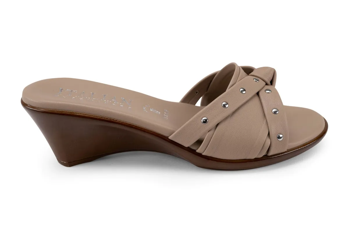 Avra sold by Italian Shoemakers