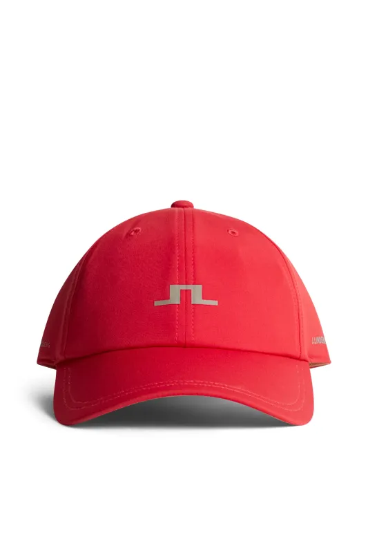 Thea Cap / Barbados Cherry made by J. Lindeberg
