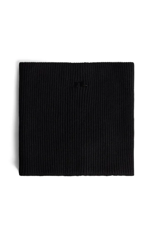 Juanma  Neck Gaiter / Black sold by J. Lindeberg
