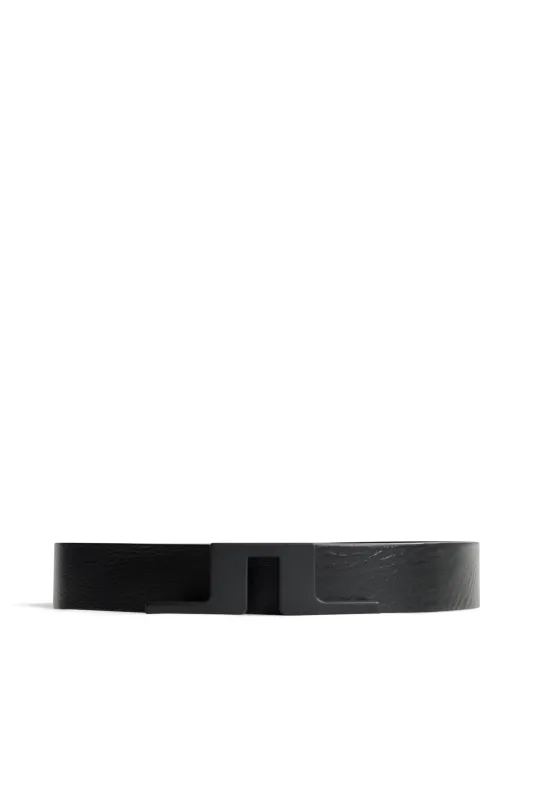 Betsy Belt / Black sold by J. Lindeberg