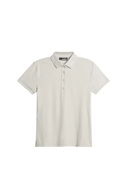 Tour Tech Polo / Moonbeam sold by J. Lindeberg