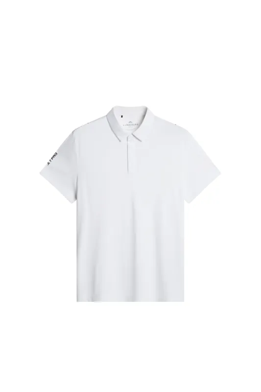 Dex Polo / White made by J. Lindeberg