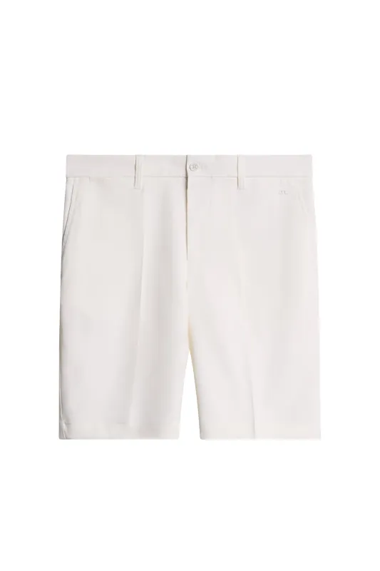 Eloy Shorts / White sold by J. Lindeberg