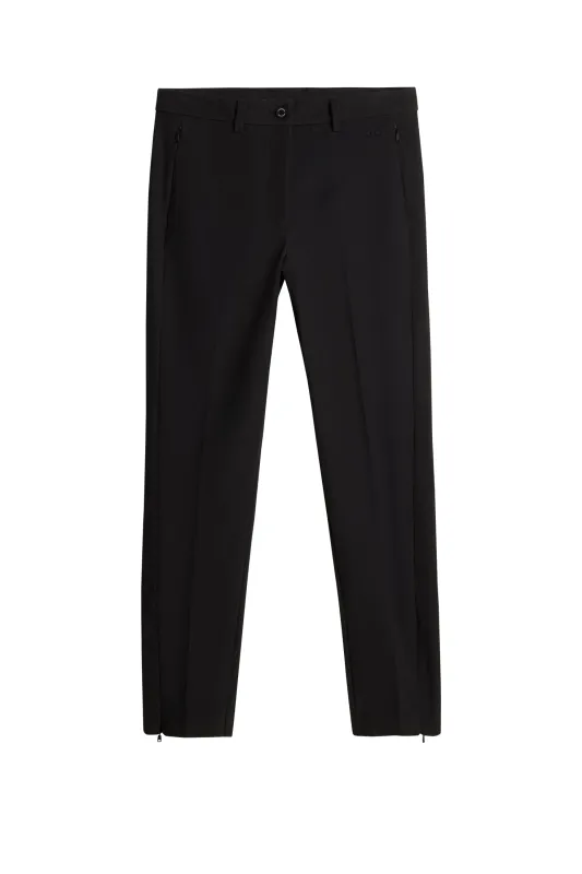 Maria Pant / Black sold by J. Lindeberg
