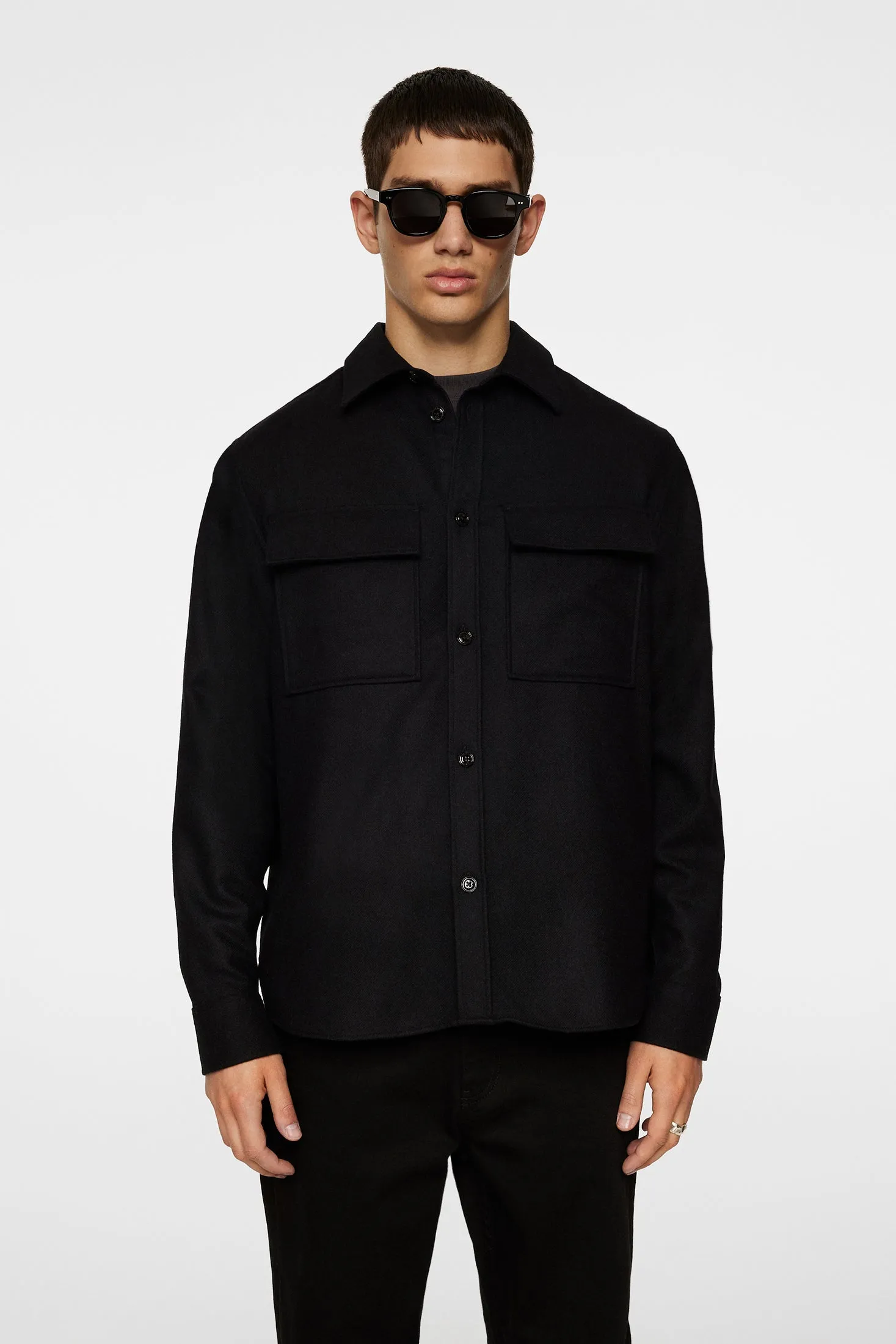 Flat Wool Overshirt / Black sold by J. Lindeberg product image thumbnail 2