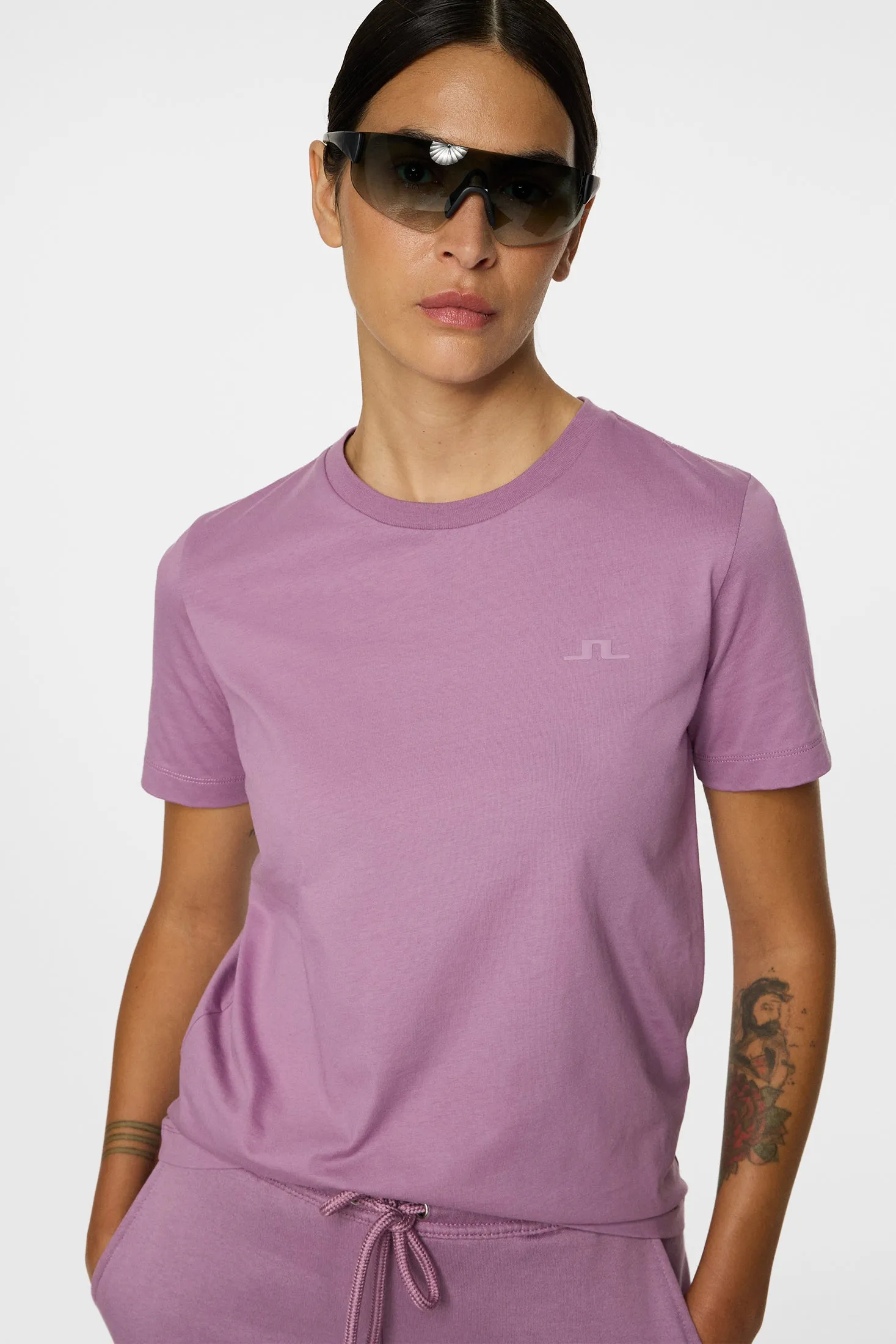 W Alpha T-shirt / Very Grape sold by J. Lindeberg product image thumbnail 5