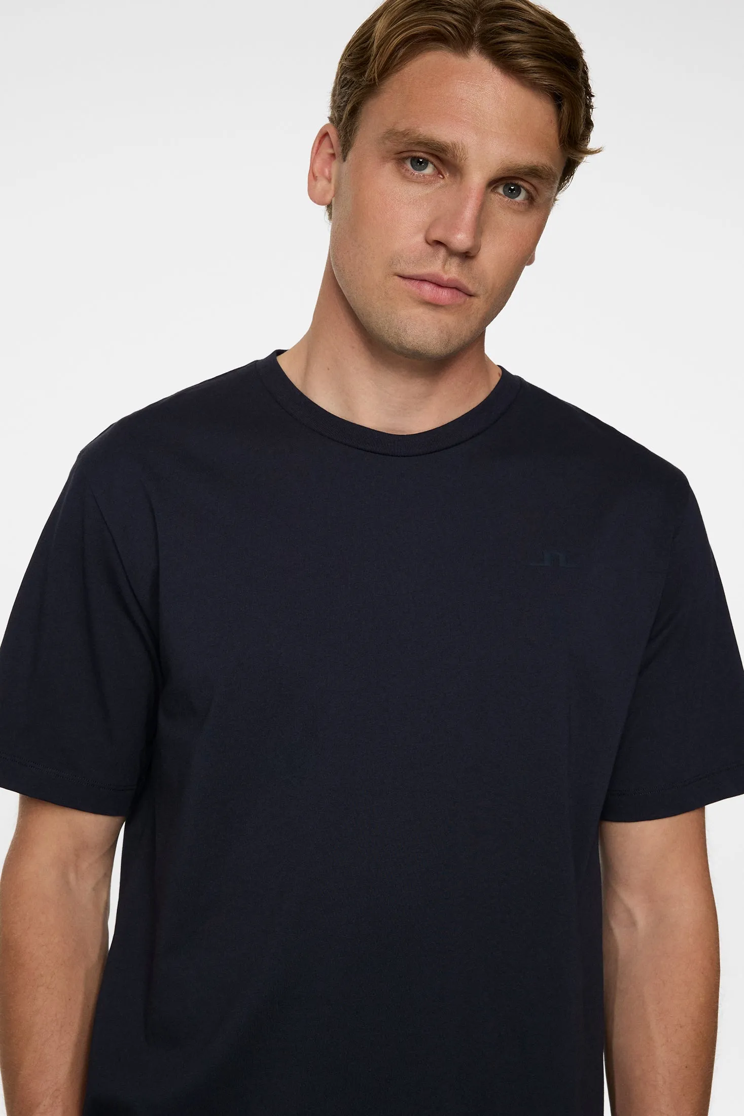 Alpha T-shirt / JL Navy sold by J. Lindeberg product image thumbnail 5