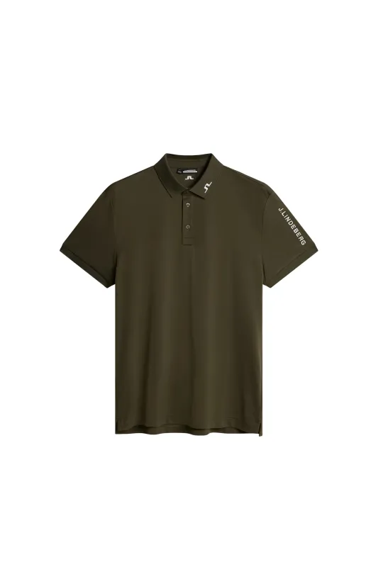 Tour Tech Polo / Forest Green sold by J. Lindeberg