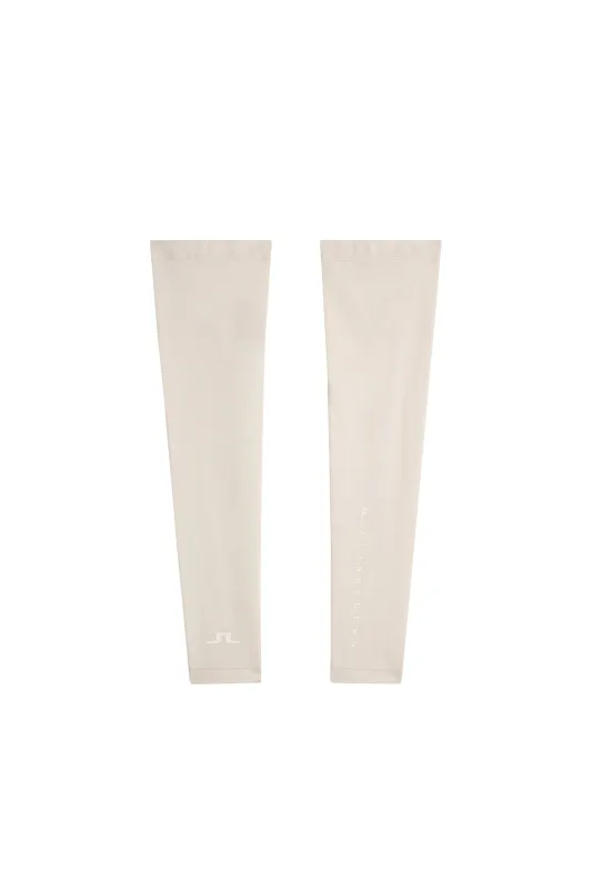 Esther Sleeve / Moonbeam sold by J. Lindeberg