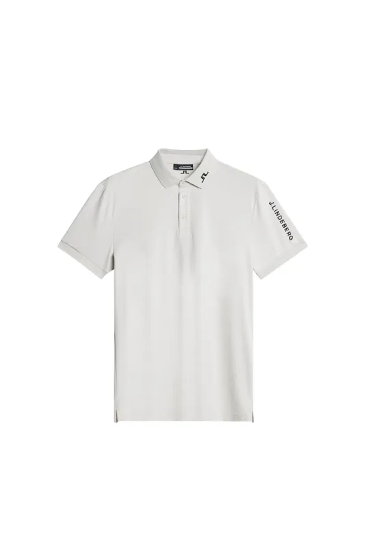 Tour Tech Polo / Moonbeam sold by J. Lindeberg