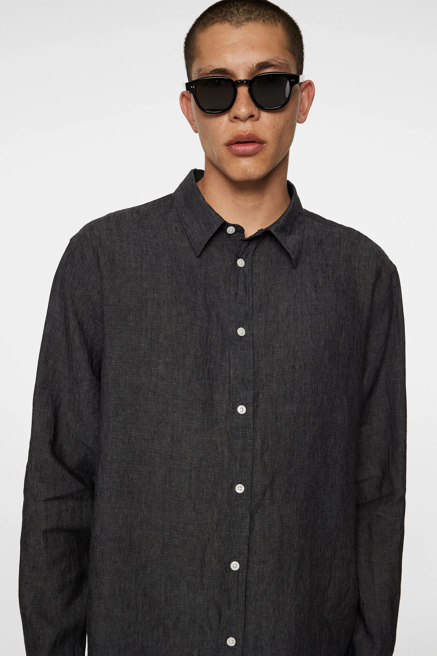 Reg LS Linen Melange Shirt / Black sold by J. Lindeberg product image thumbnail 5